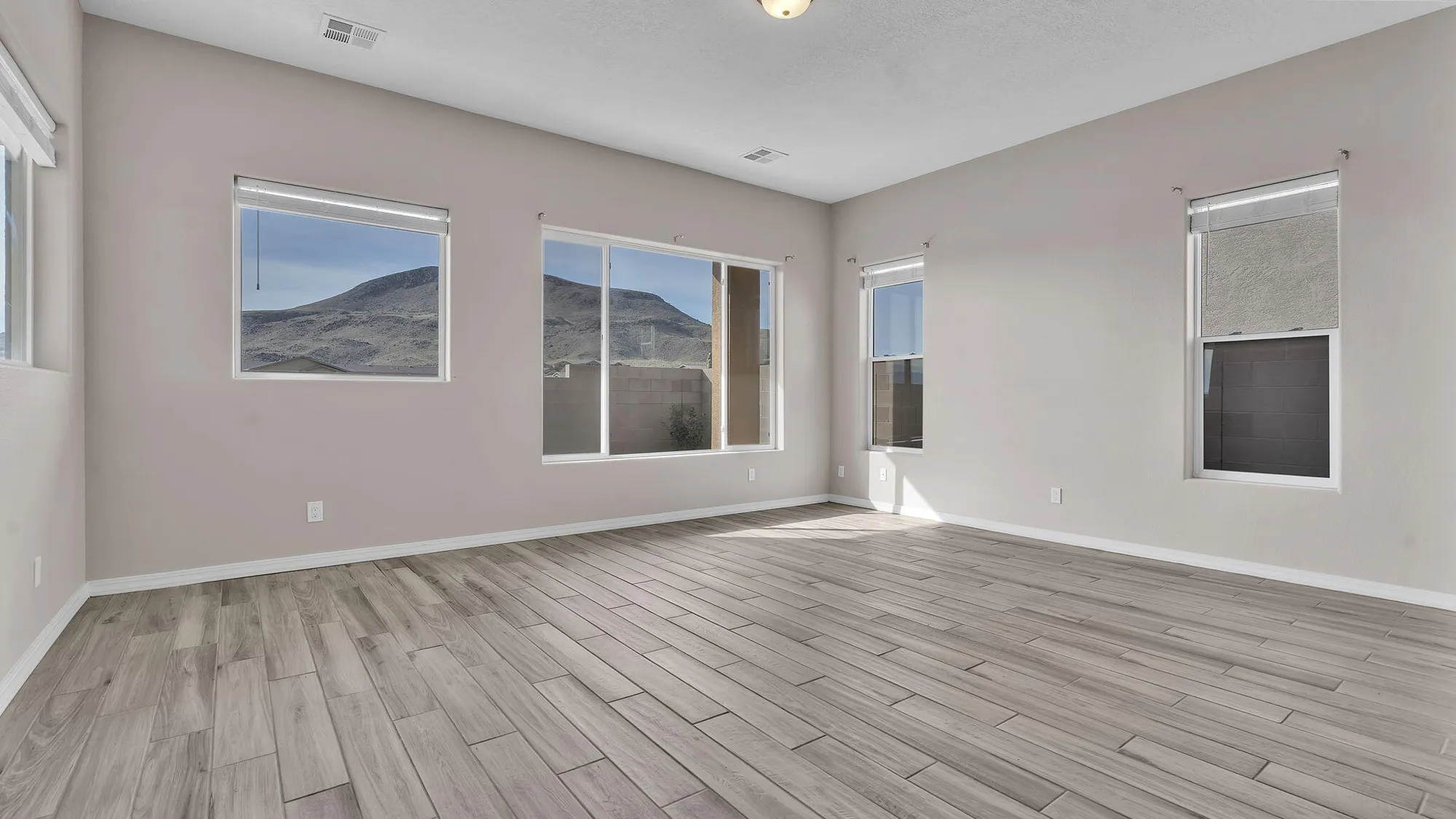 Property Slideshow image 29 of 65 | 4281 red river rd, Los Lunas, NM, 87031