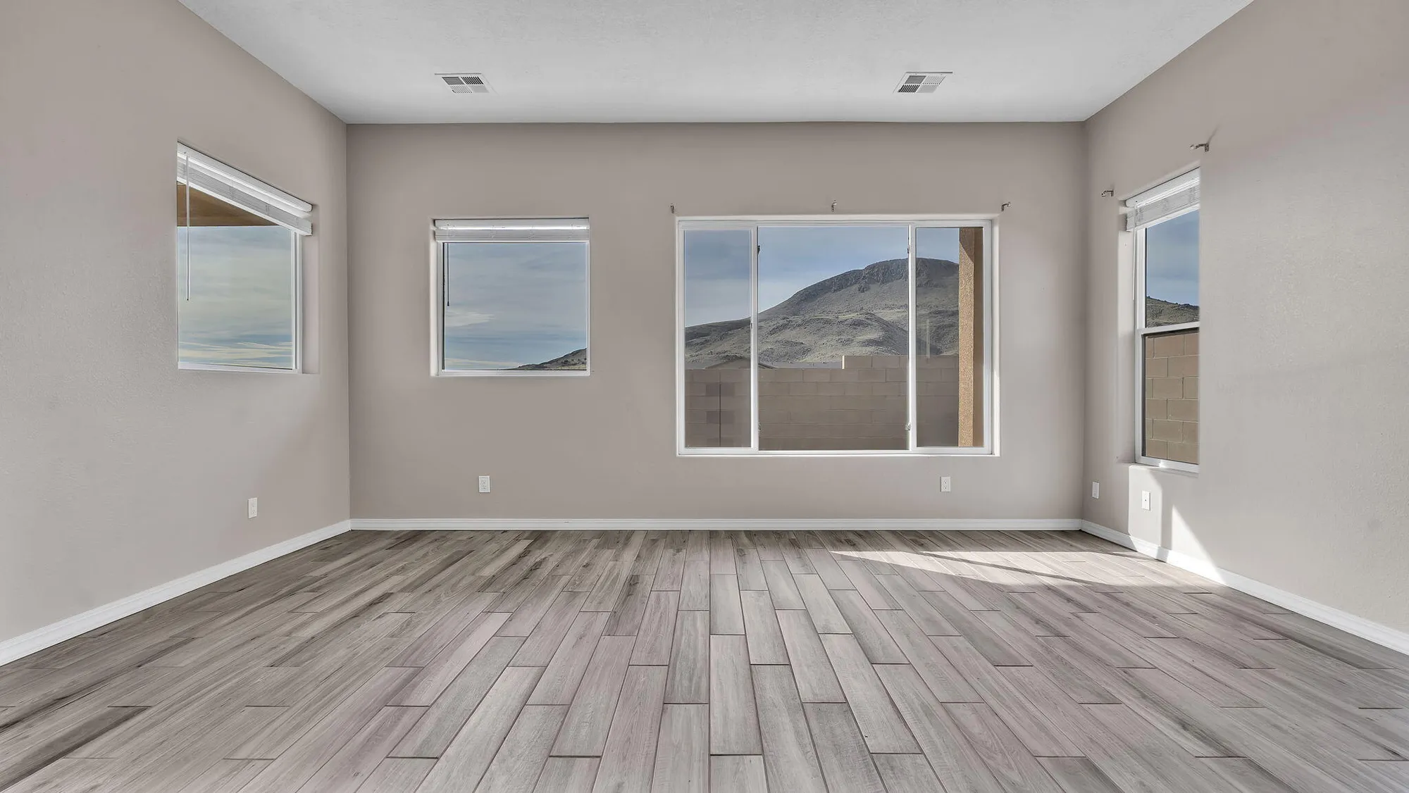 Property Slideshow image 31 of 65 | 4281 red river rd, Los Lunas, NM, 87031