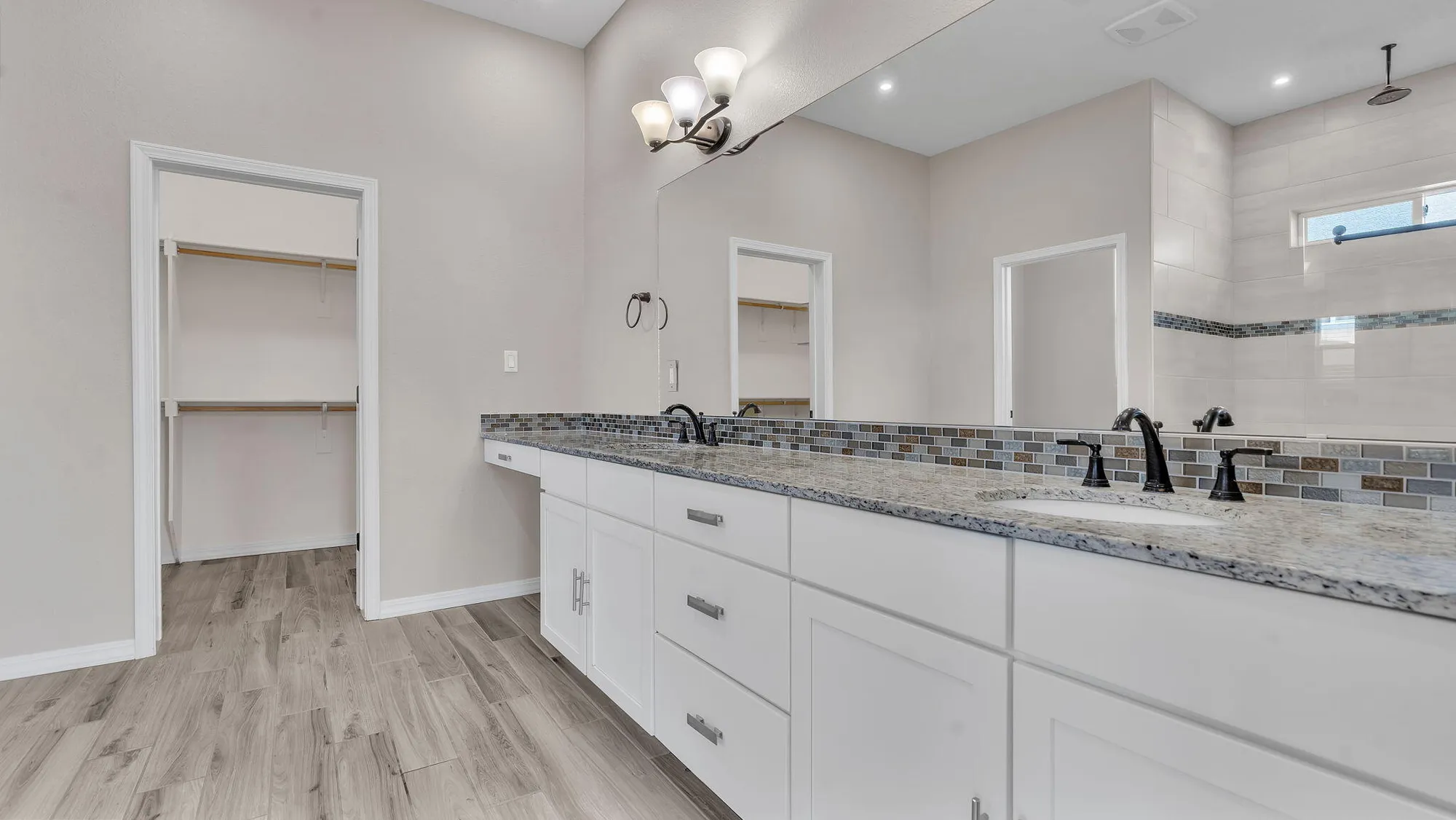 Property Slideshow image 32 of 65 | 4281 red river rd, Los Lunas, NM, 87031