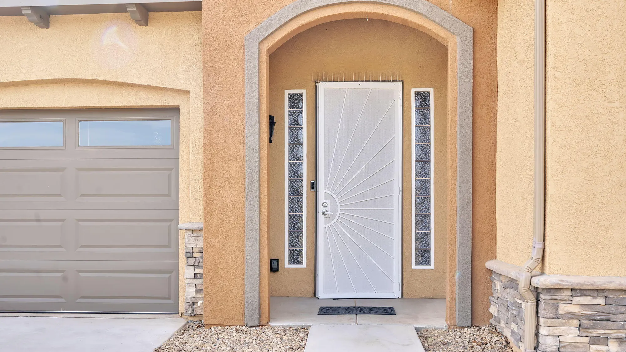 Property Slideshow image 4 of 65 | 4281 red river rd, Los Lunas, NM, 87031