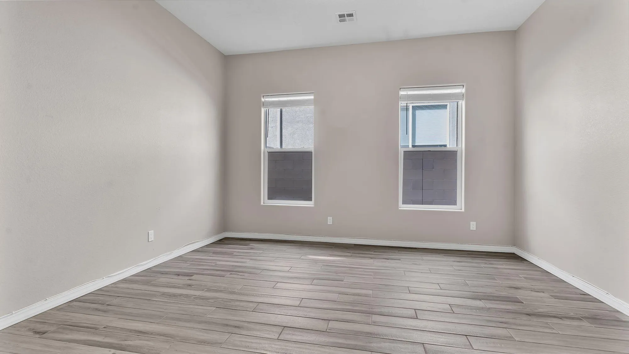 Property Slideshow image 8 of 65 | 4281 red river rd, Los Lunas, NM, 87031