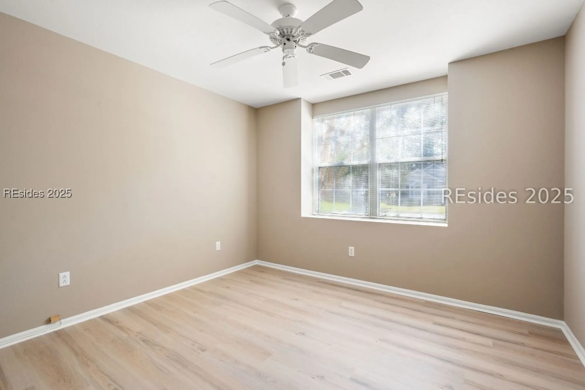 Property Slideshow image 16 of 42 | 23 devant dr w unit e, Bluffton, SC, 29909