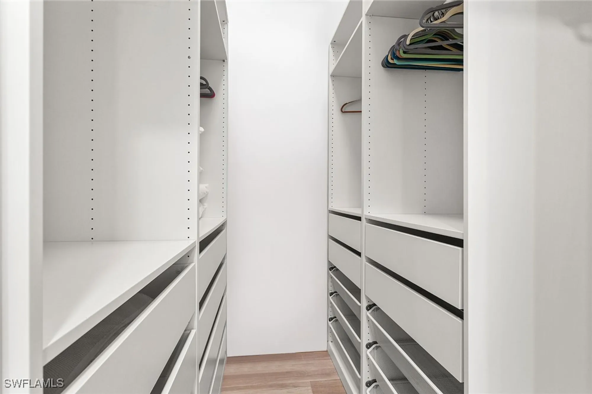 Property Slideshow image 13 of 32 | 569 serendipity dr # 569, Naples, FL, 34108