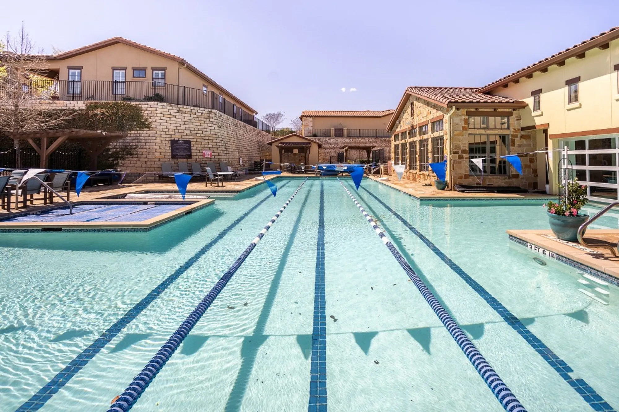 Property Slideshow image 28 of 35 | 108 rivalto cir 5, Lakeway, TX, 78734