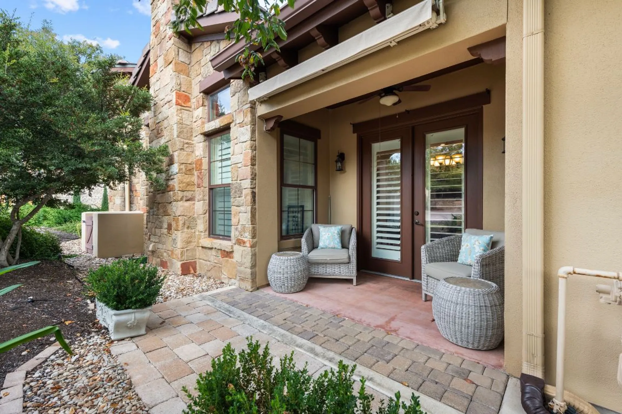 Property Slideshow image 23 of 35 | 108 rivalto cir 5, Lakeway, TX, 78734