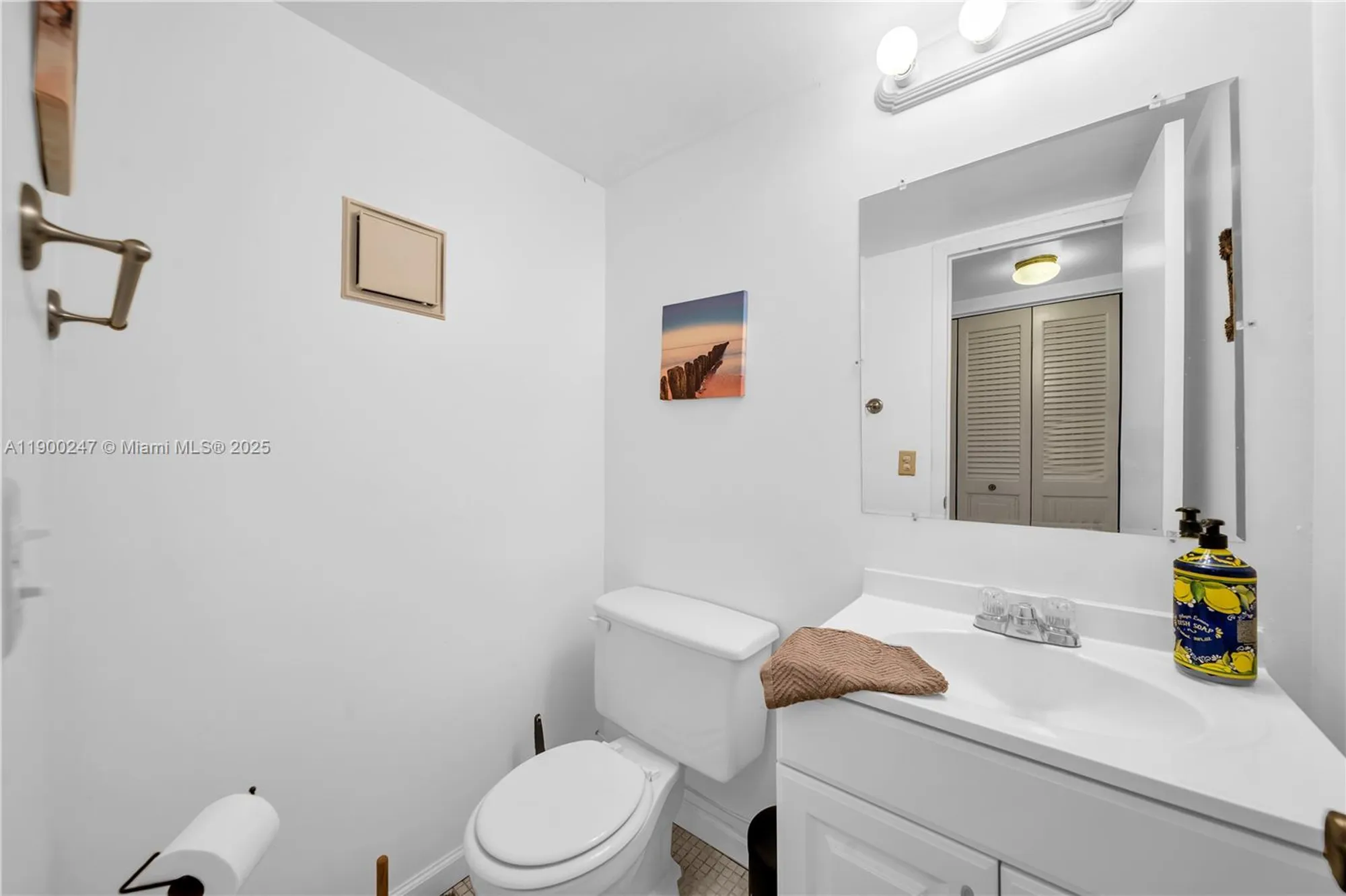 Property Slideshow image 14 of 18 | 303 preston h # 303, Boca Raton, FL, 33434