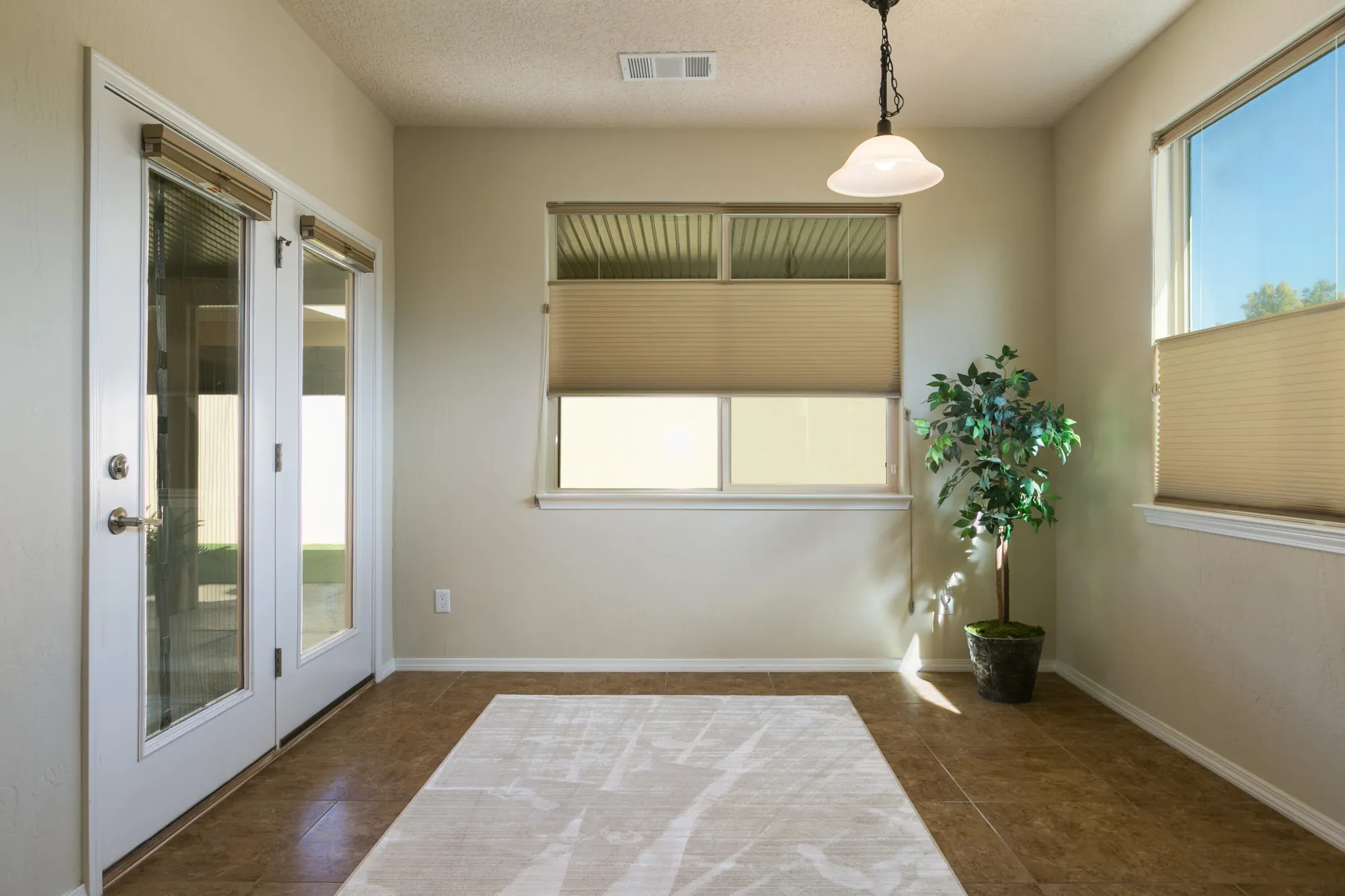 Property Slideshow image 15 of 41 | 1047 prairie zinnia dr, Bernalillo, NM, 87004