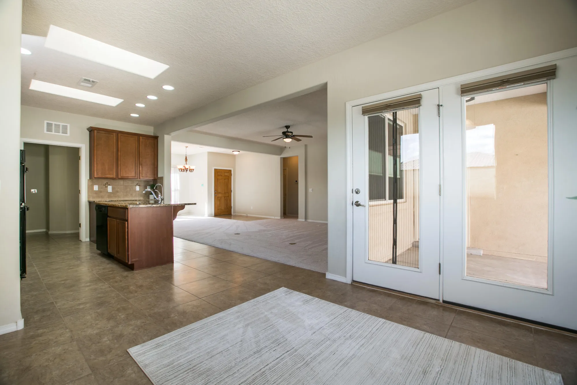 Property Slideshow image 16 of 41 | 1047 prairie zinnia dr, Bernalillo, NM, 87004