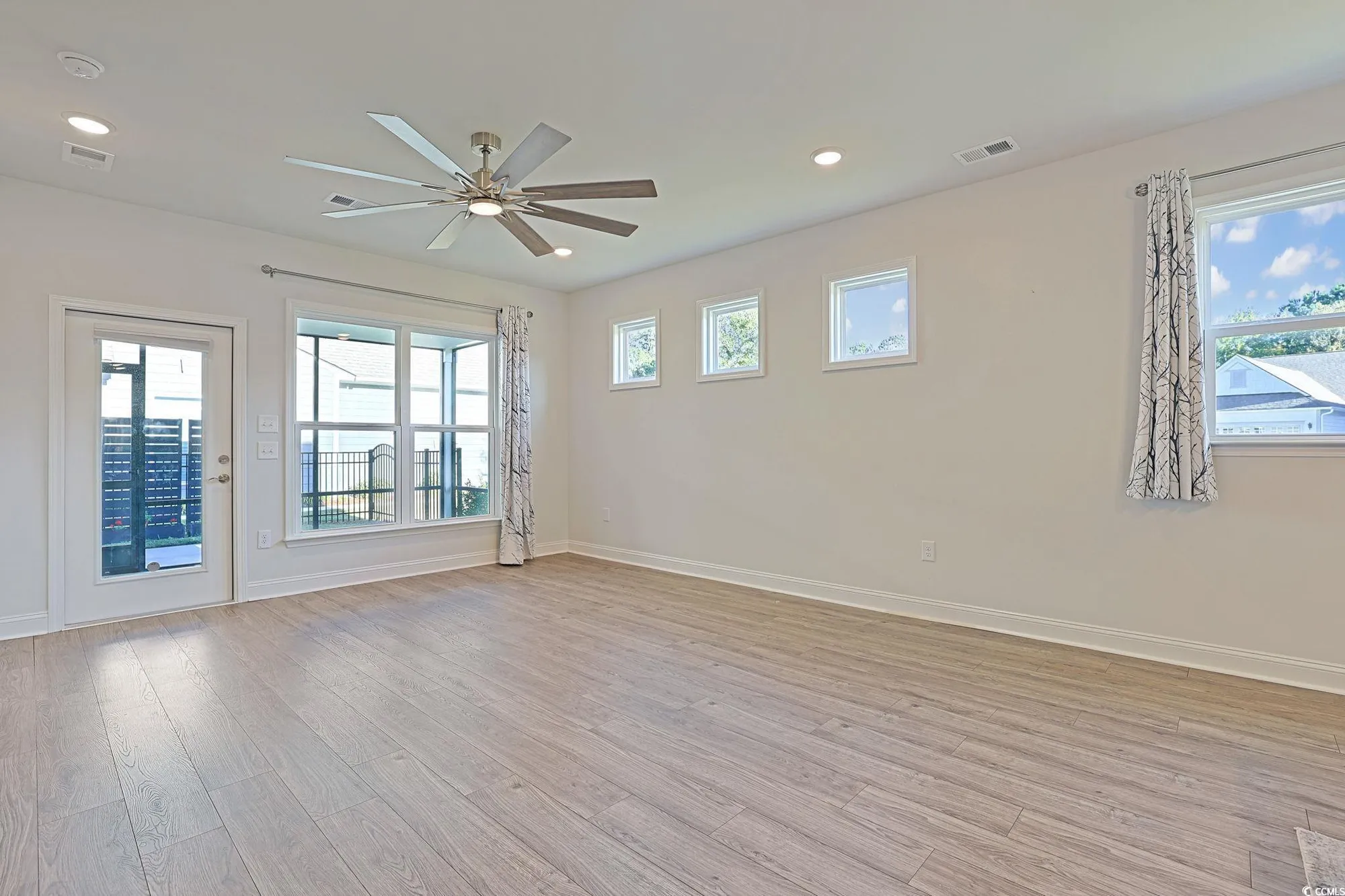 Property Slideshow image 4 of 39 | 5876 cremona dr, Myrtle Beach, SC, 29577