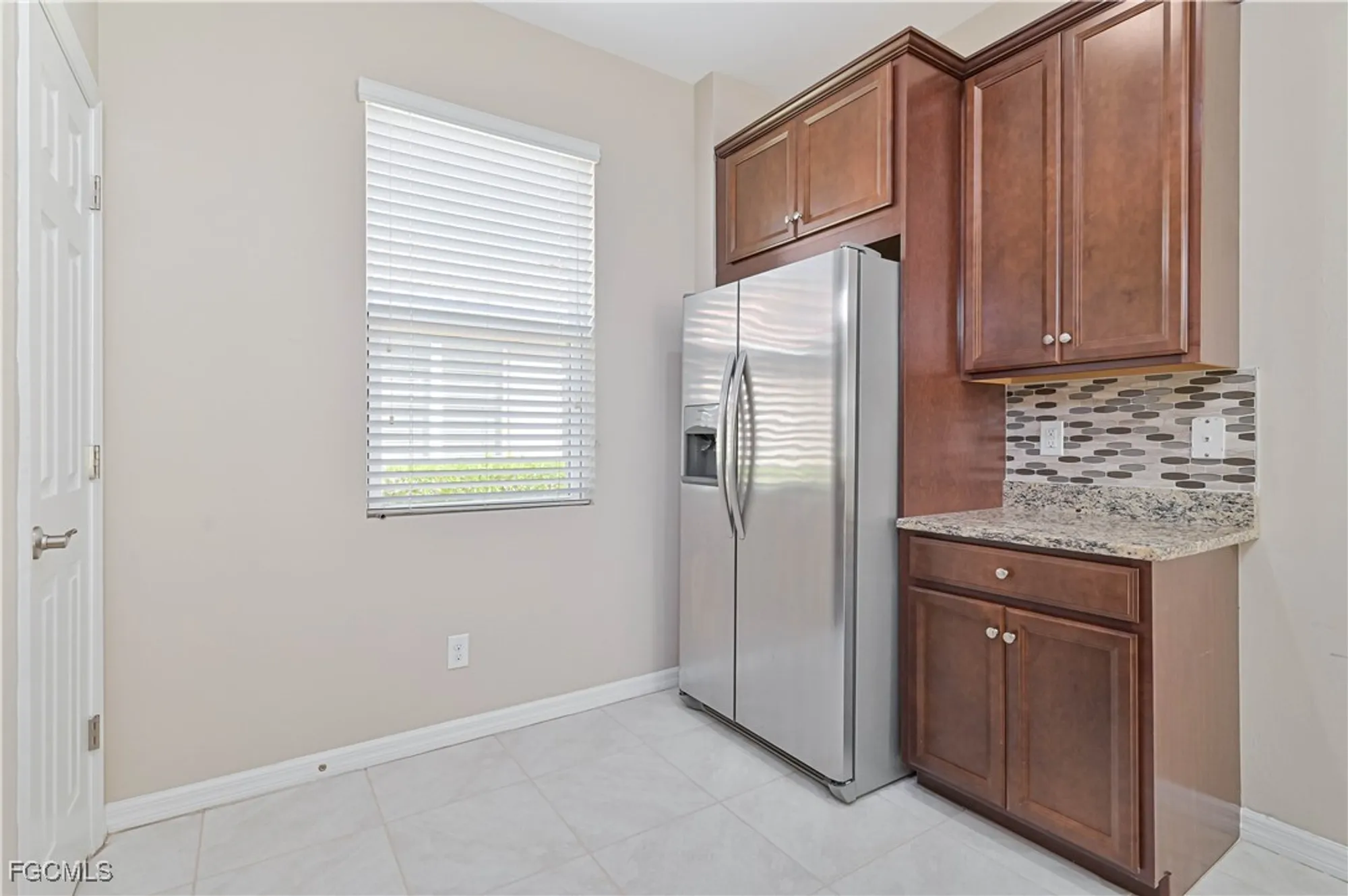 Property Slideshow image 15 of 31 | 2173 summersweet dr, Alva, FL, 33920
