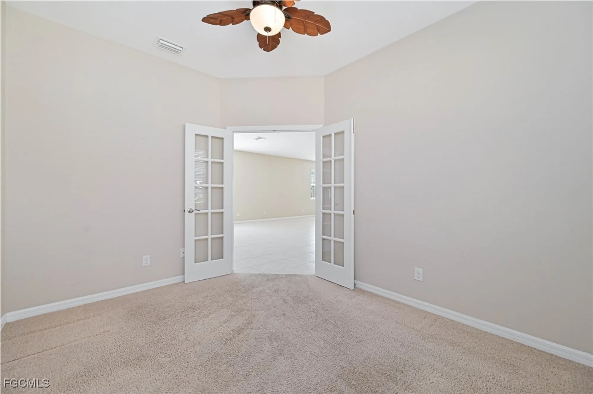 Property Slideshow image 17 of 31 | 2173 summersweet dr, Alva, FL, 33920