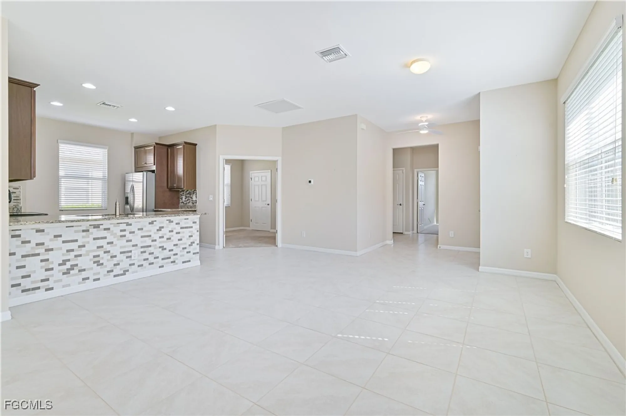 Property Slideshow image 12 of 31 | 2173 summersweet dr, Alva, FL, 33920