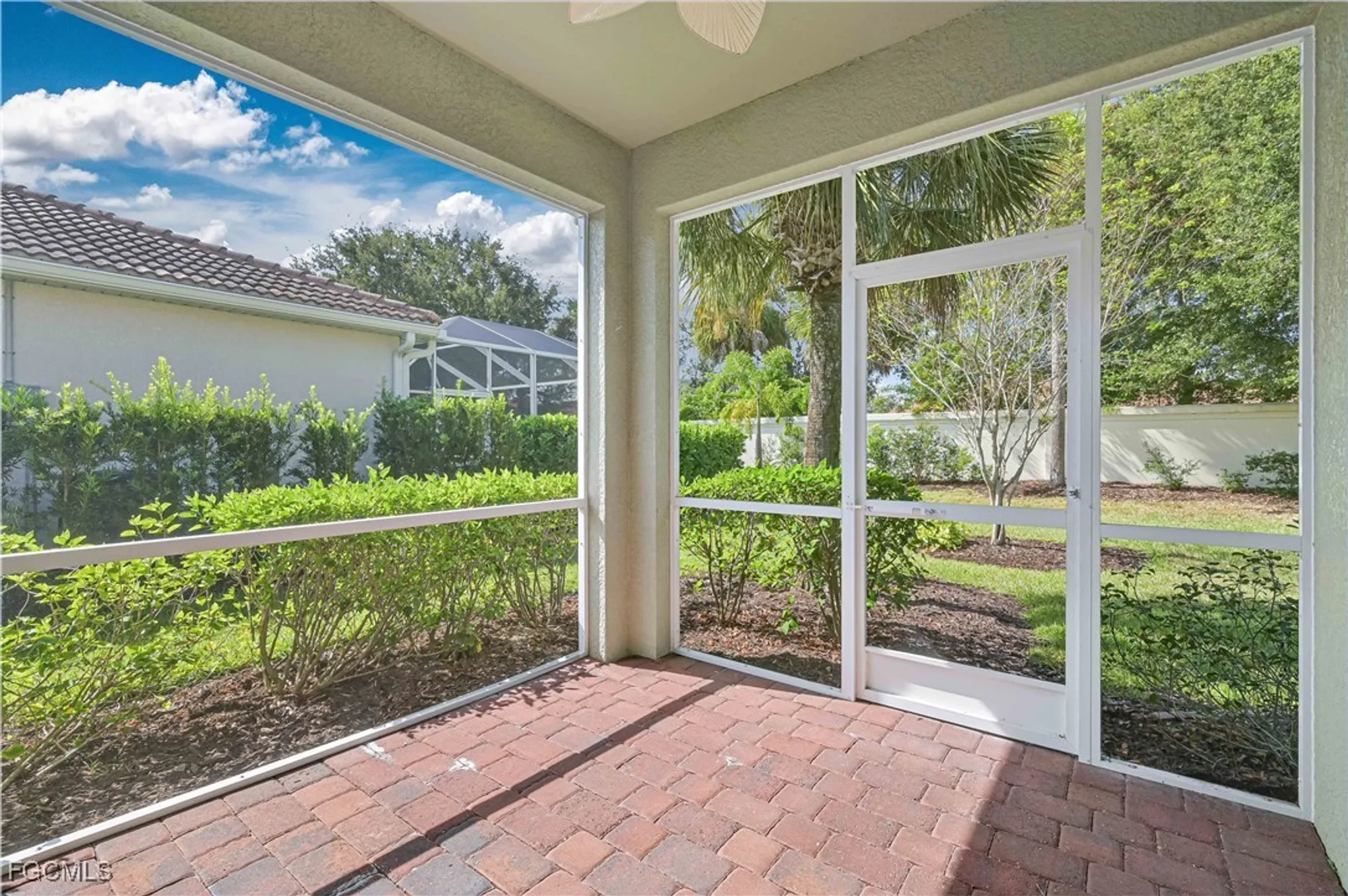 Property Slideshow image 6 of 31 | 2173 summersweet dr, Alva, FL, 33920