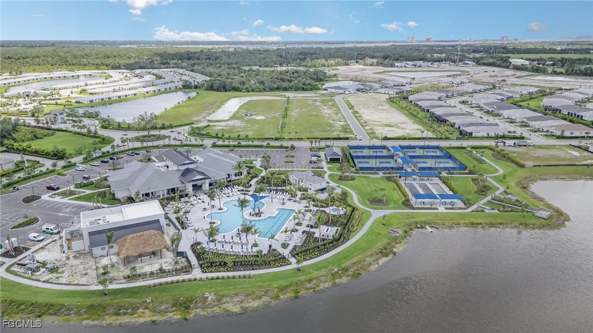 Property Slideshow image 33 of 40 | 7079 chapel creek ln, North Fort Myers, FL, 33917