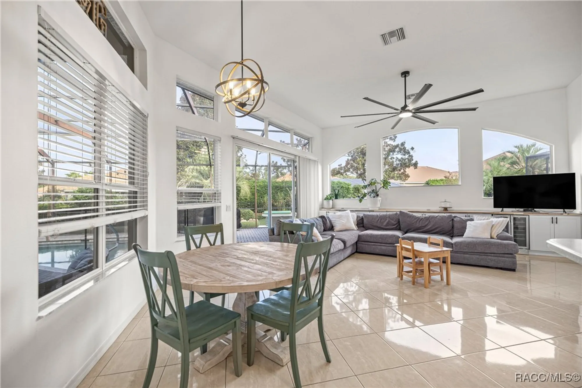 Property Slideshow image 13 of 91 | 1045 w rollingwood ct, Hernando, FL, 34442