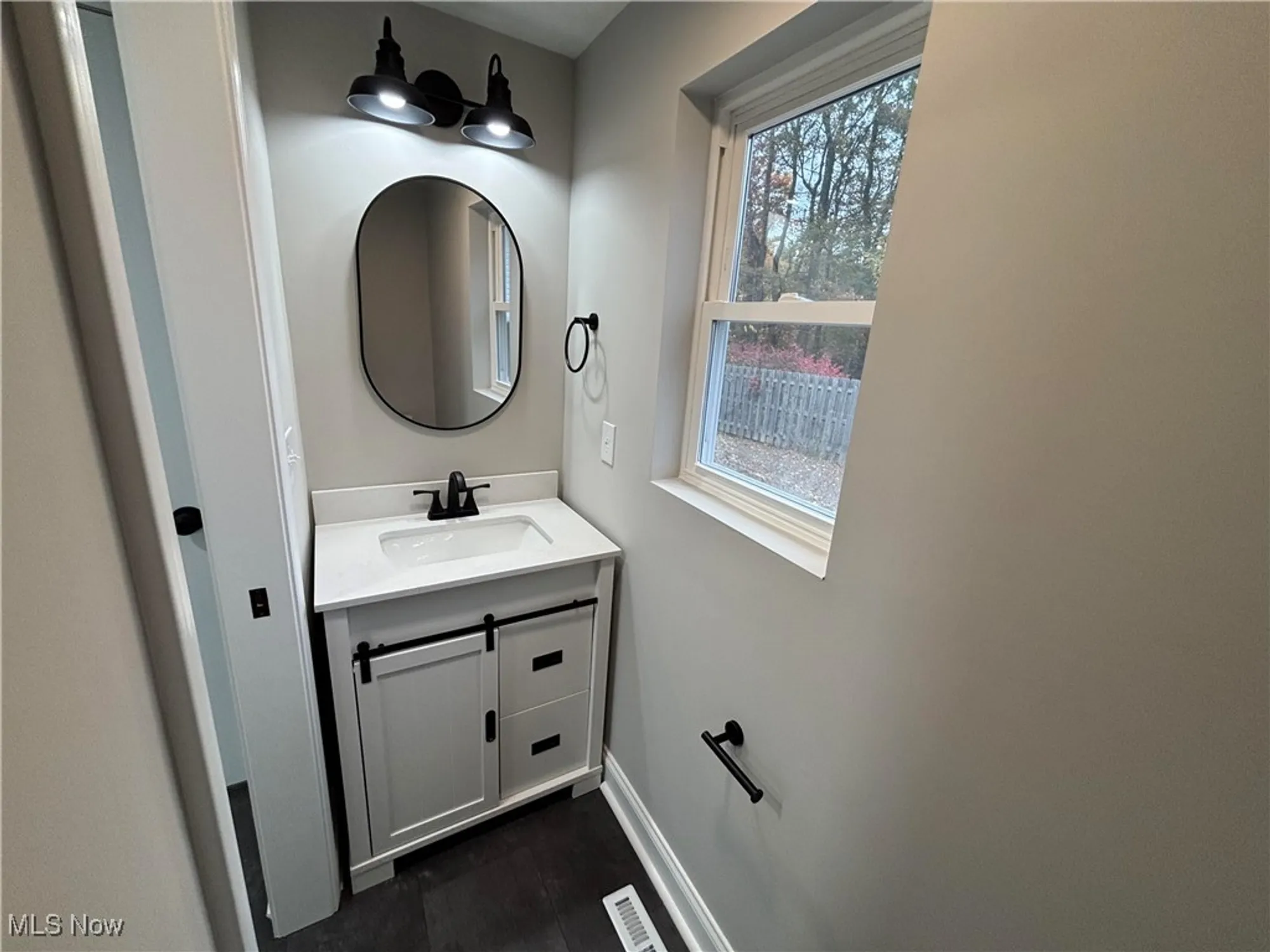 Property Slideshow image 14 of 31 | 10001 marks rd, Strongsville, OH, 44149