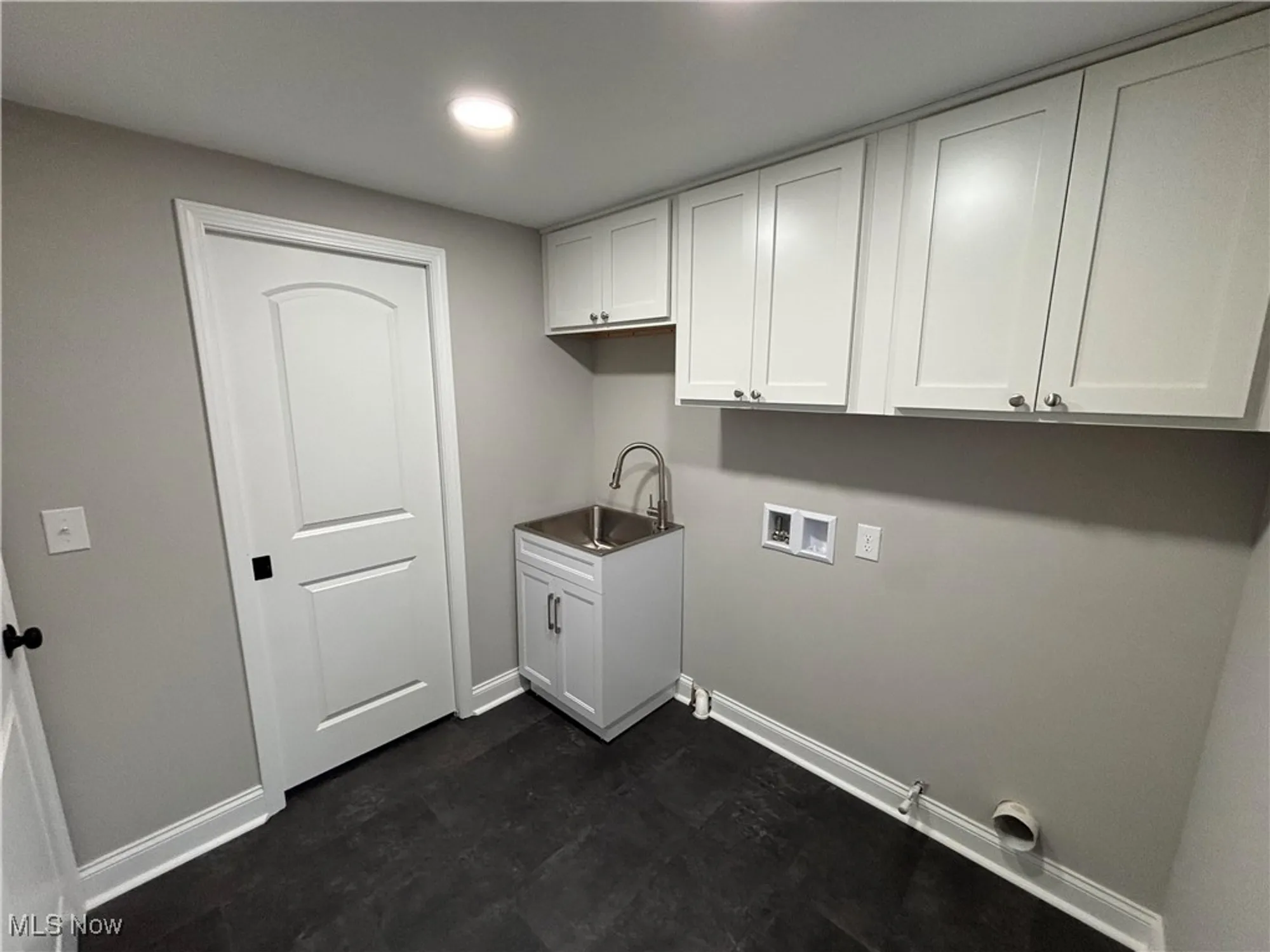 Property Slideshow image 12 of 31 | 10001 marks rd, Strongsville, OH, 44149