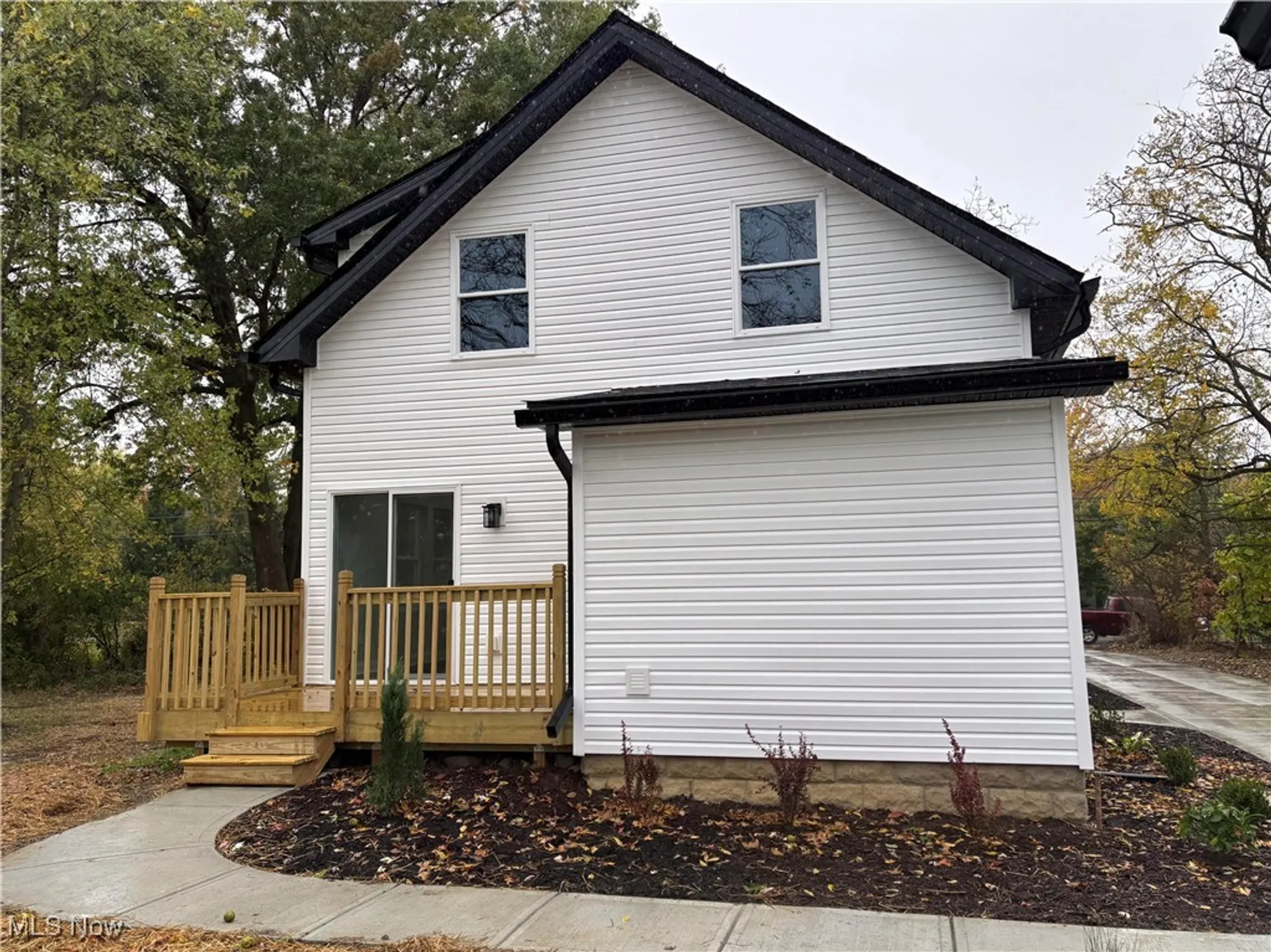 Property Slideshow image 29 of 31 | 10001 marks rd, Strongsville, OH, 44149