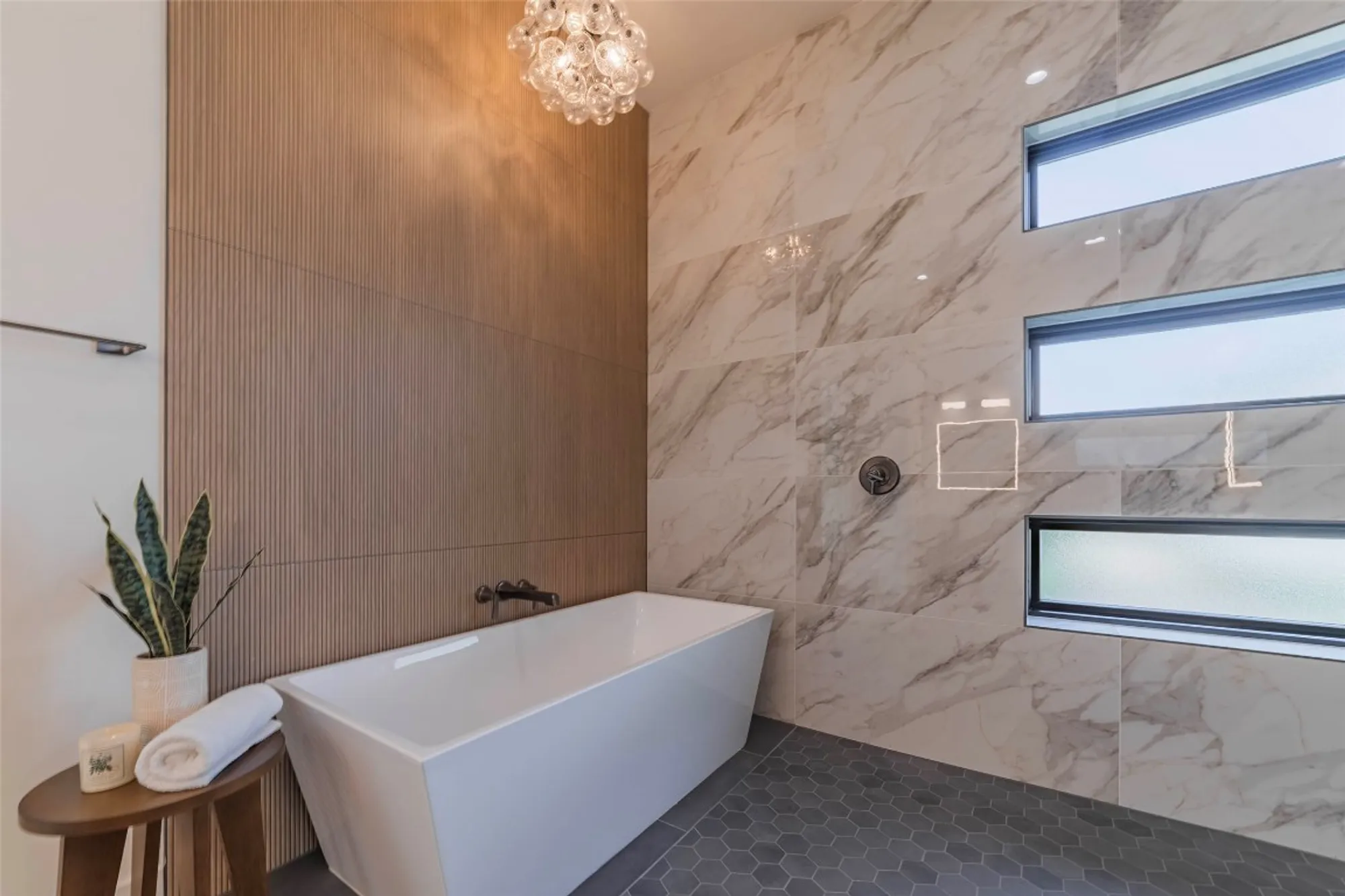 Property Slideshow image 20 of 39 | 105 manciano, Horseshoe Bay, TX, 78657