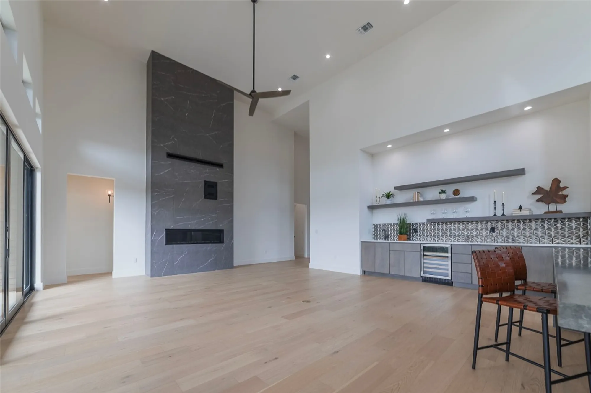 Property Slideshow image 7 of 39 | 105 manciano, Horseshoe Bay, TX, 78657