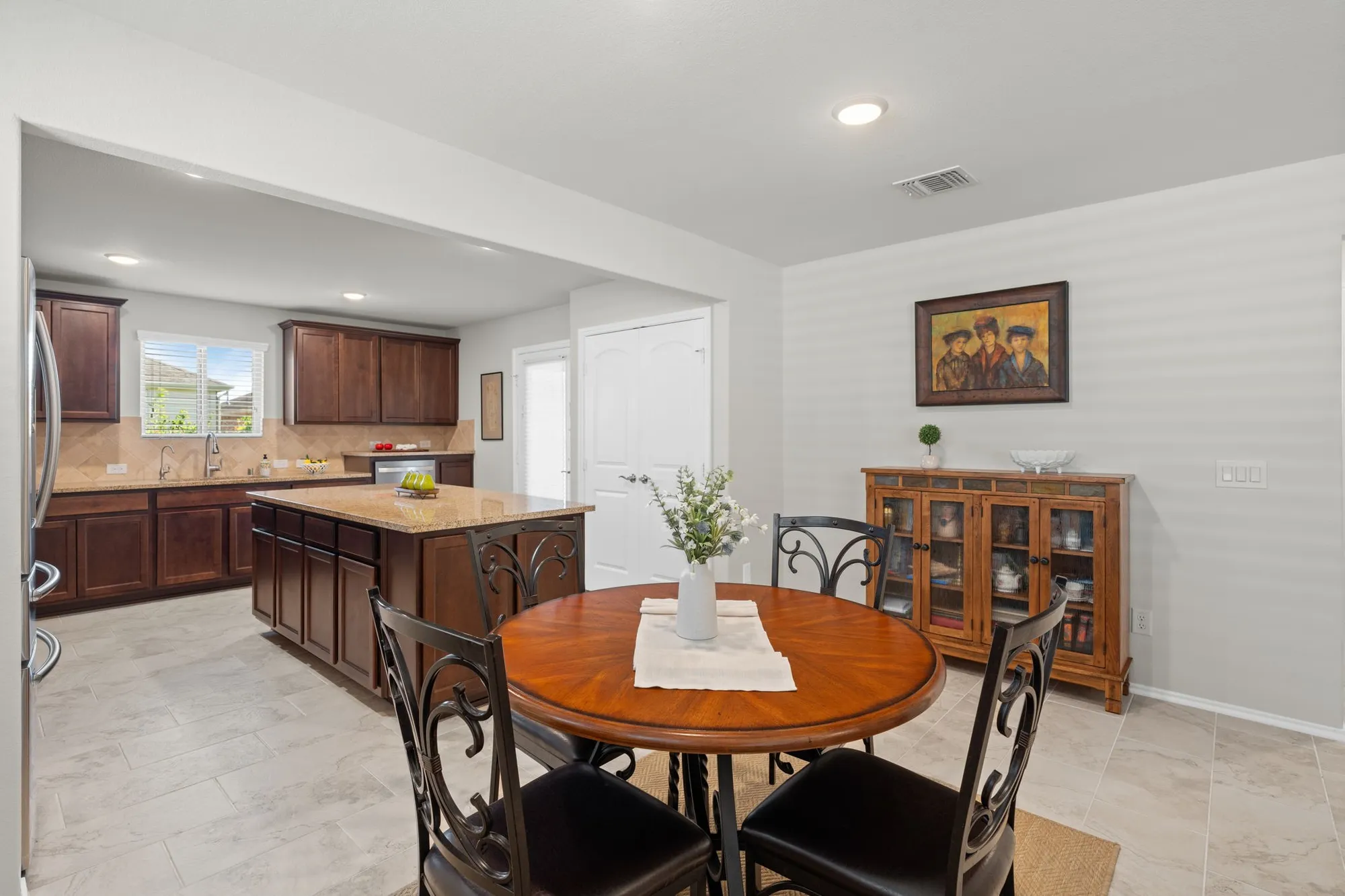 Property Slideshow image 11 of 47 | 343 crested eagle dr, Richmond, TX, 77469