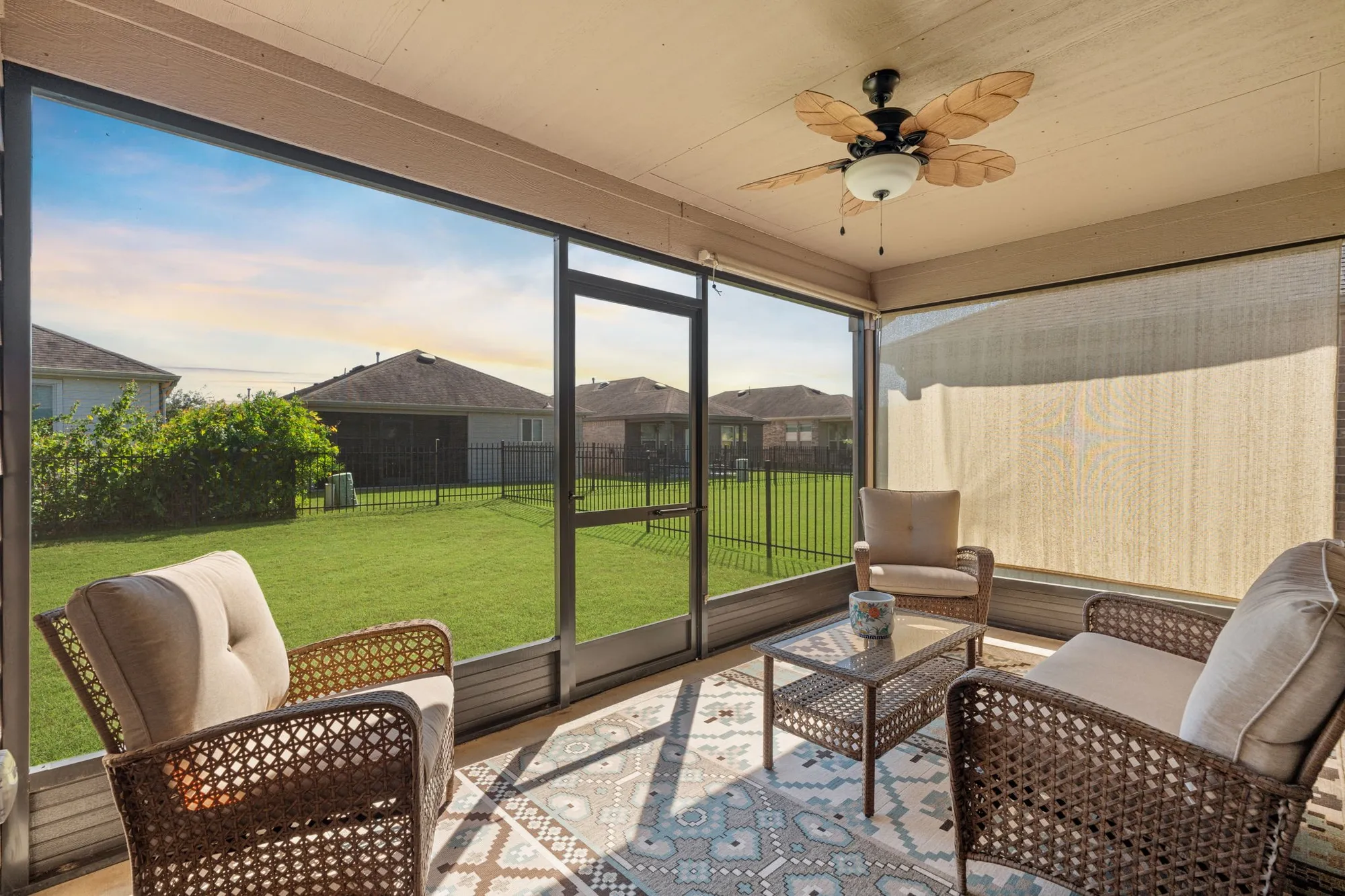 Property Slideshow image 29 of 47 | 343 crested eagle dr, Richmond, TX, 77469