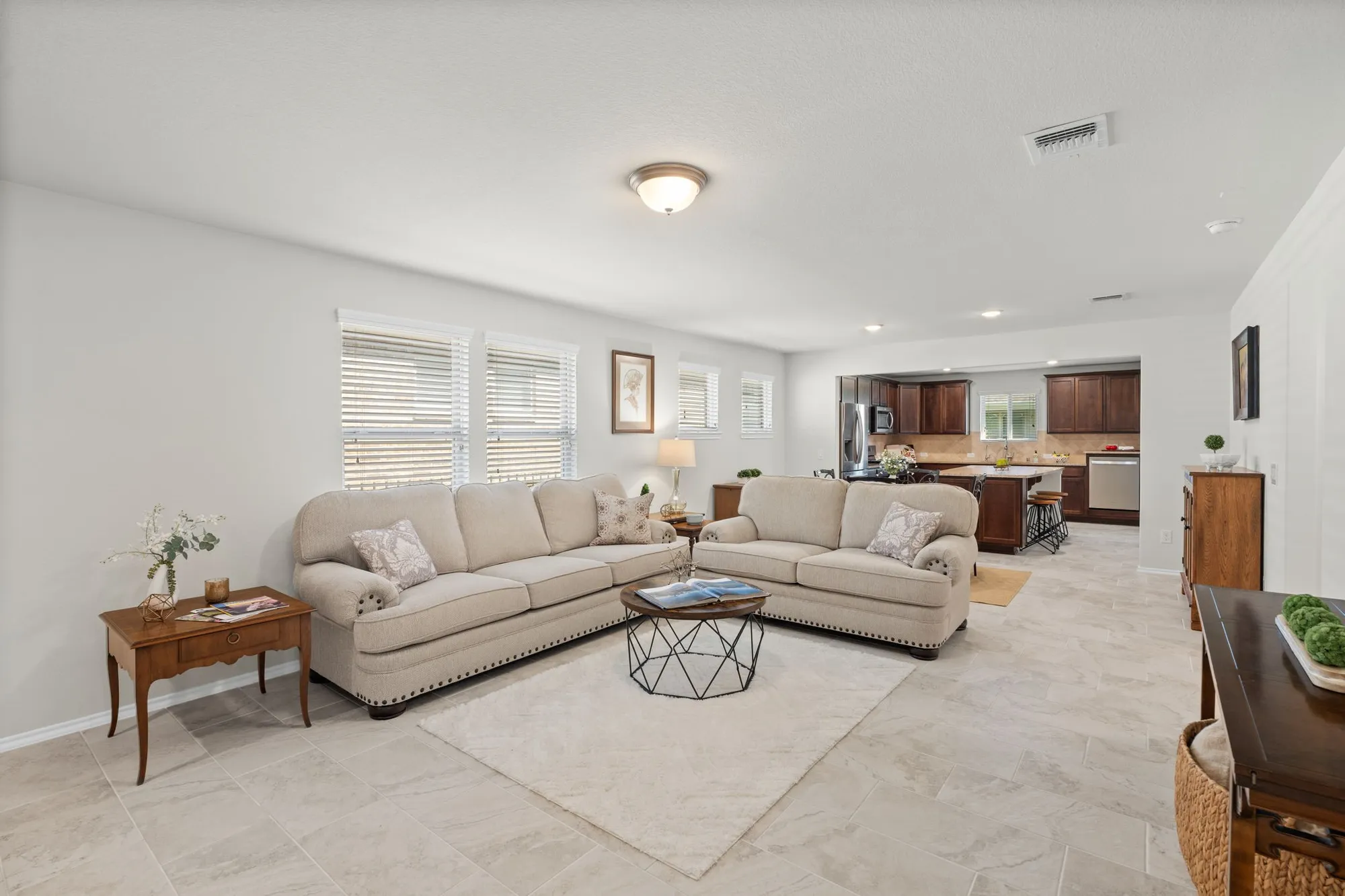 Property Slideshow image 8 of 47 | 343 crested eagle dr, Richmond, TX, 77469