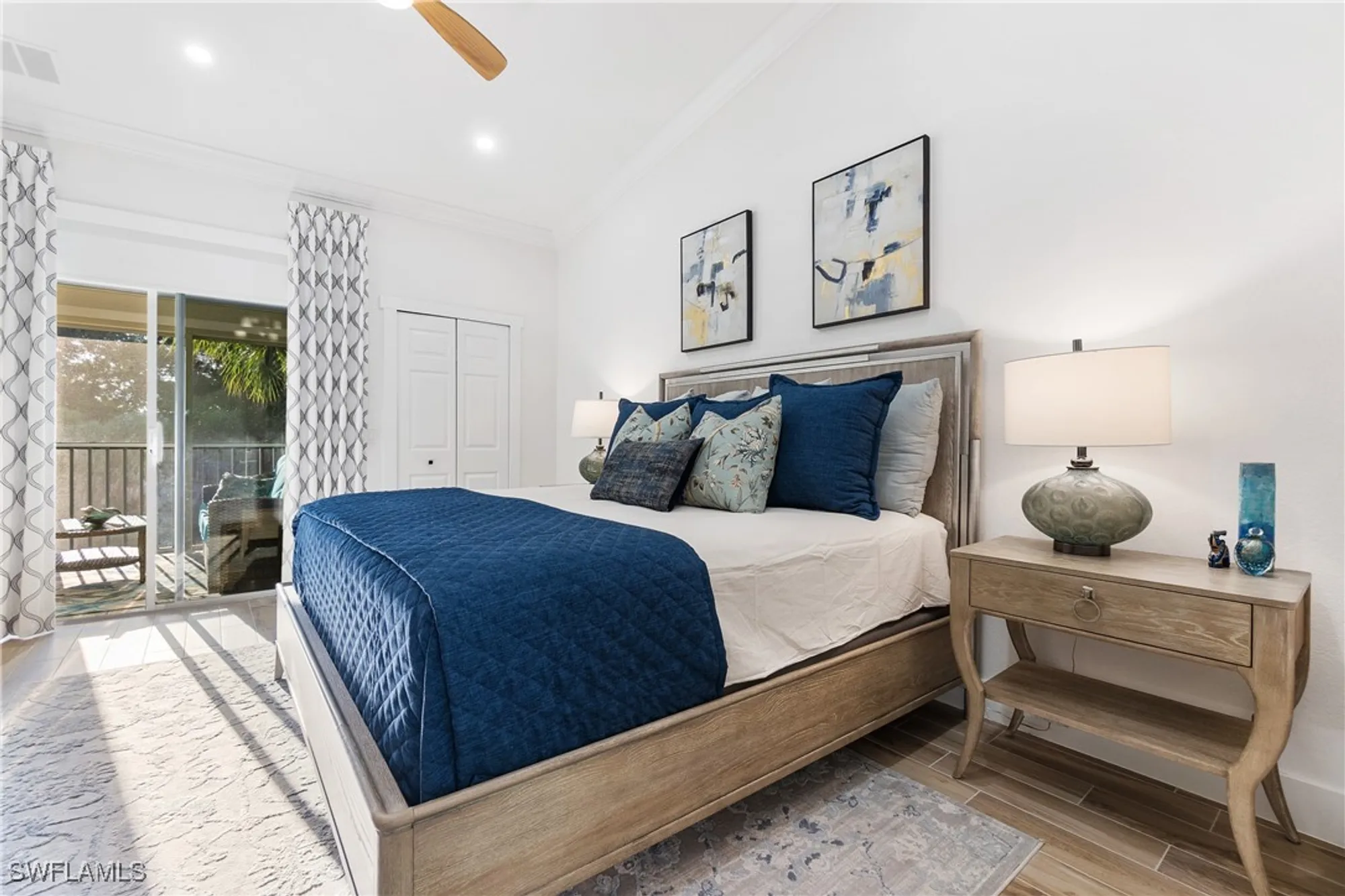 Property Slideshow image 14 of 31 | 20340 calice ct 1503, Estero, FL, 33928