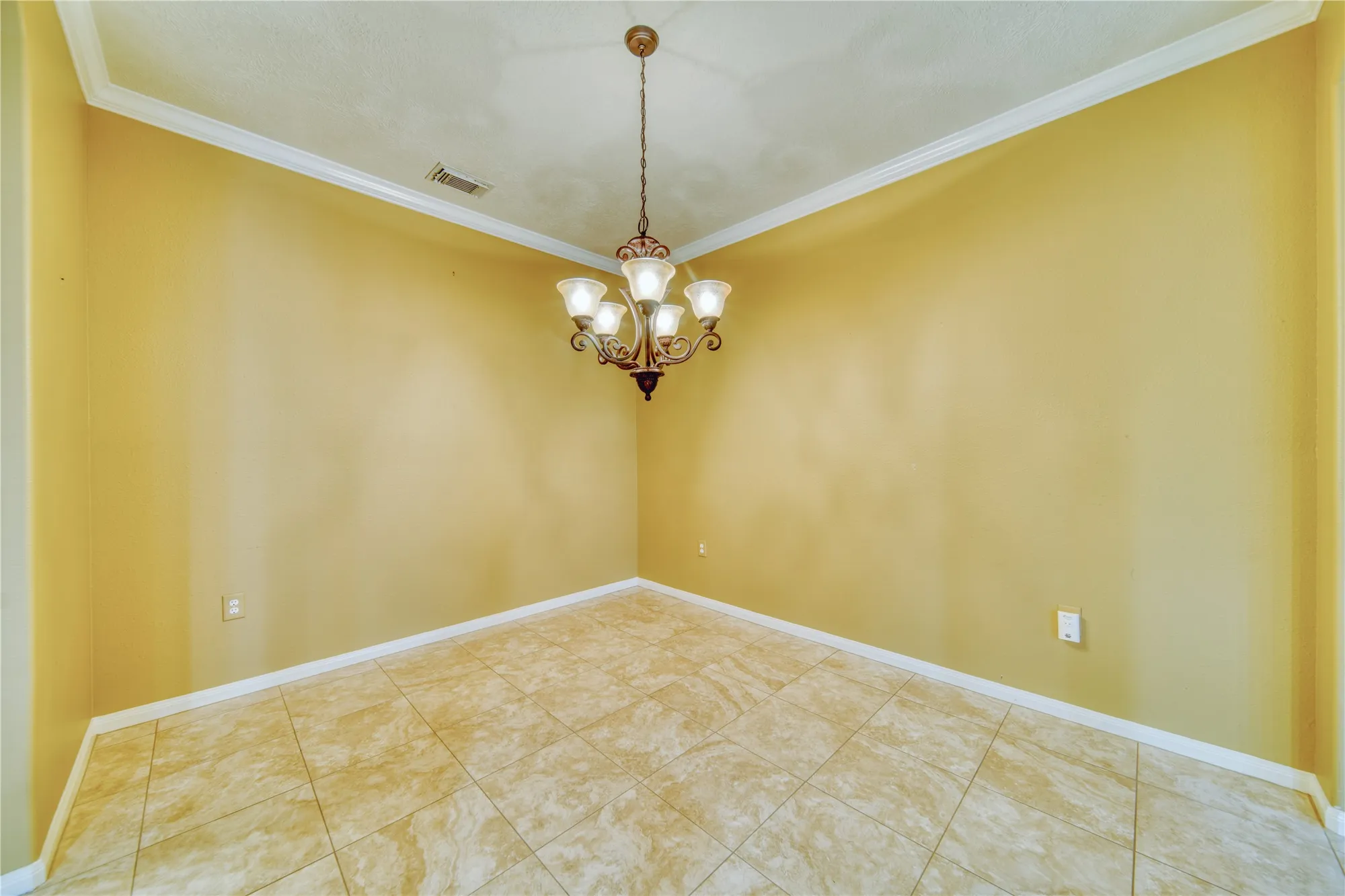 Property Slideshow image 17 of 50 | 1308 palermo dr, Pearland, TX, 77581