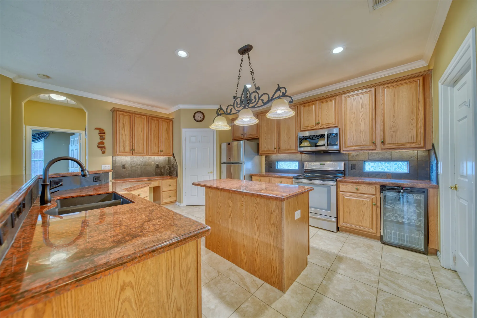 Property Slideshow image 24 of 50 | 1308 palermo dr, Pearland, TX, 77581