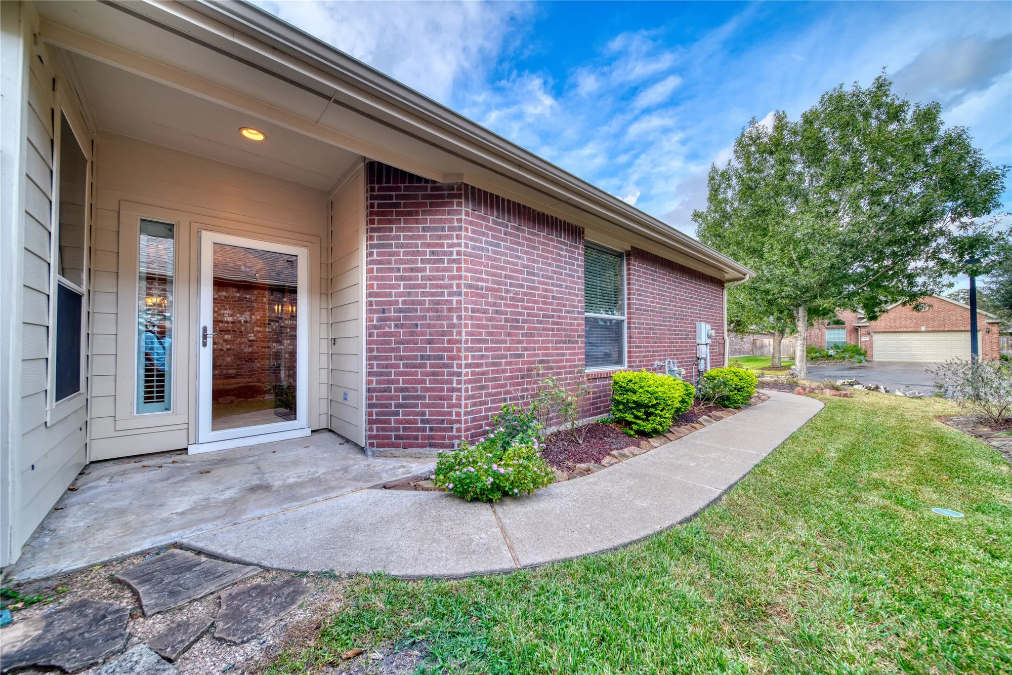 Property Slideshow image 3 of 50 | 1308 palermo dr, Pearland, TX, 77581