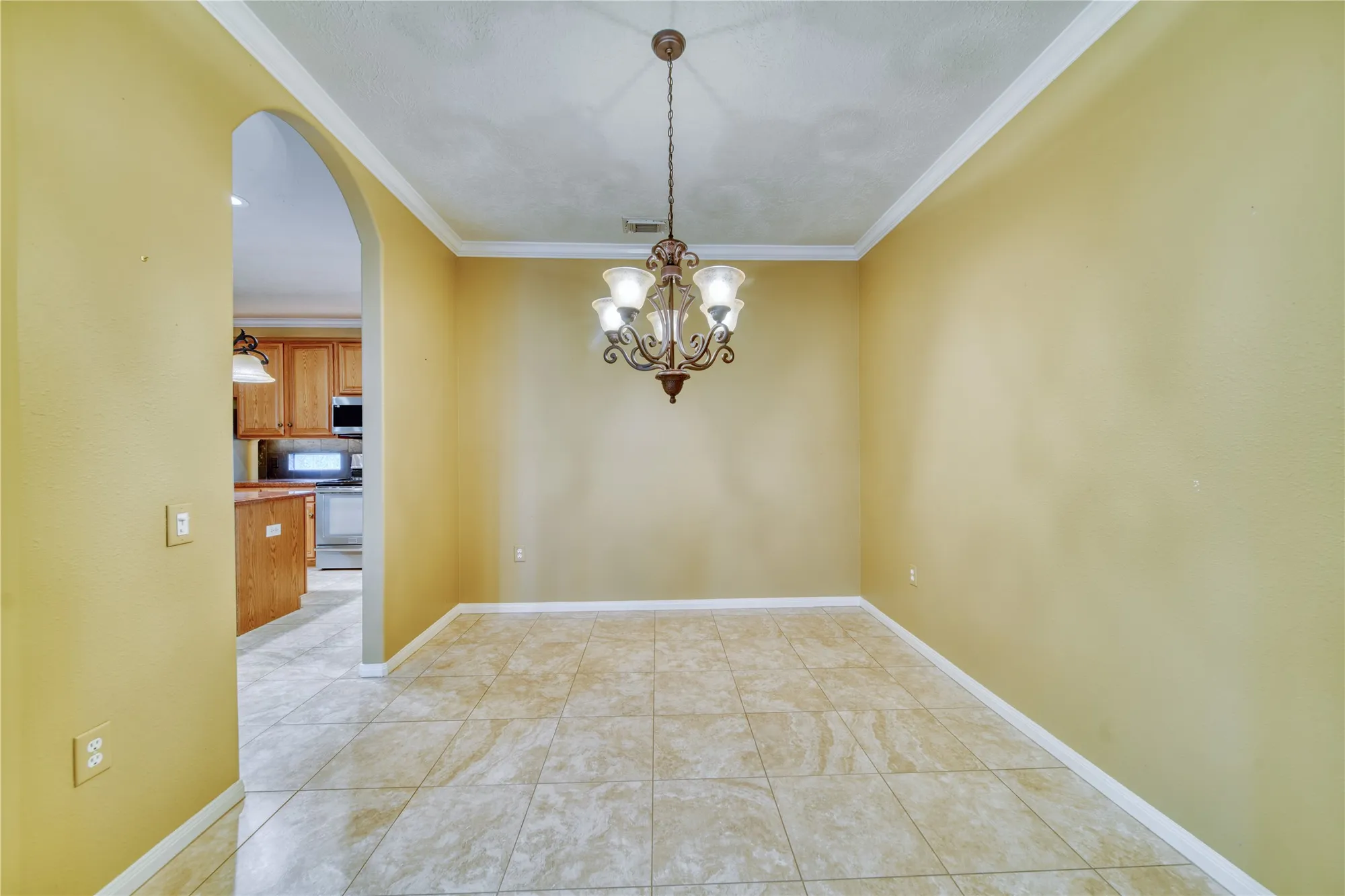 Property Slideshow image 8 of 50 | 1308 palermo dr, Pearland, TX, 77581