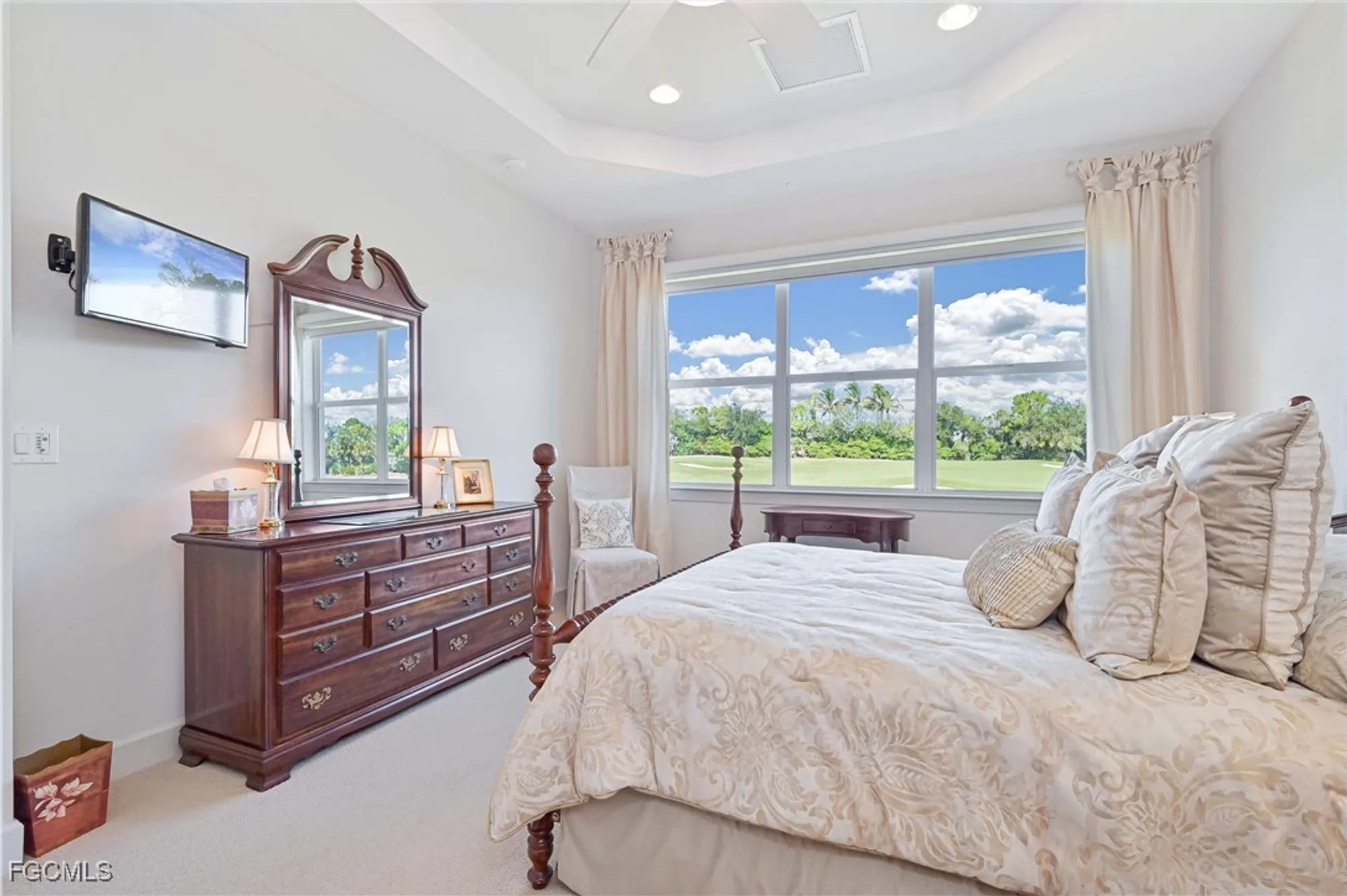 Property Slideshow image 11 of 45 | 10251 glastonbury cir 201, Fort Myers, FL, 33913