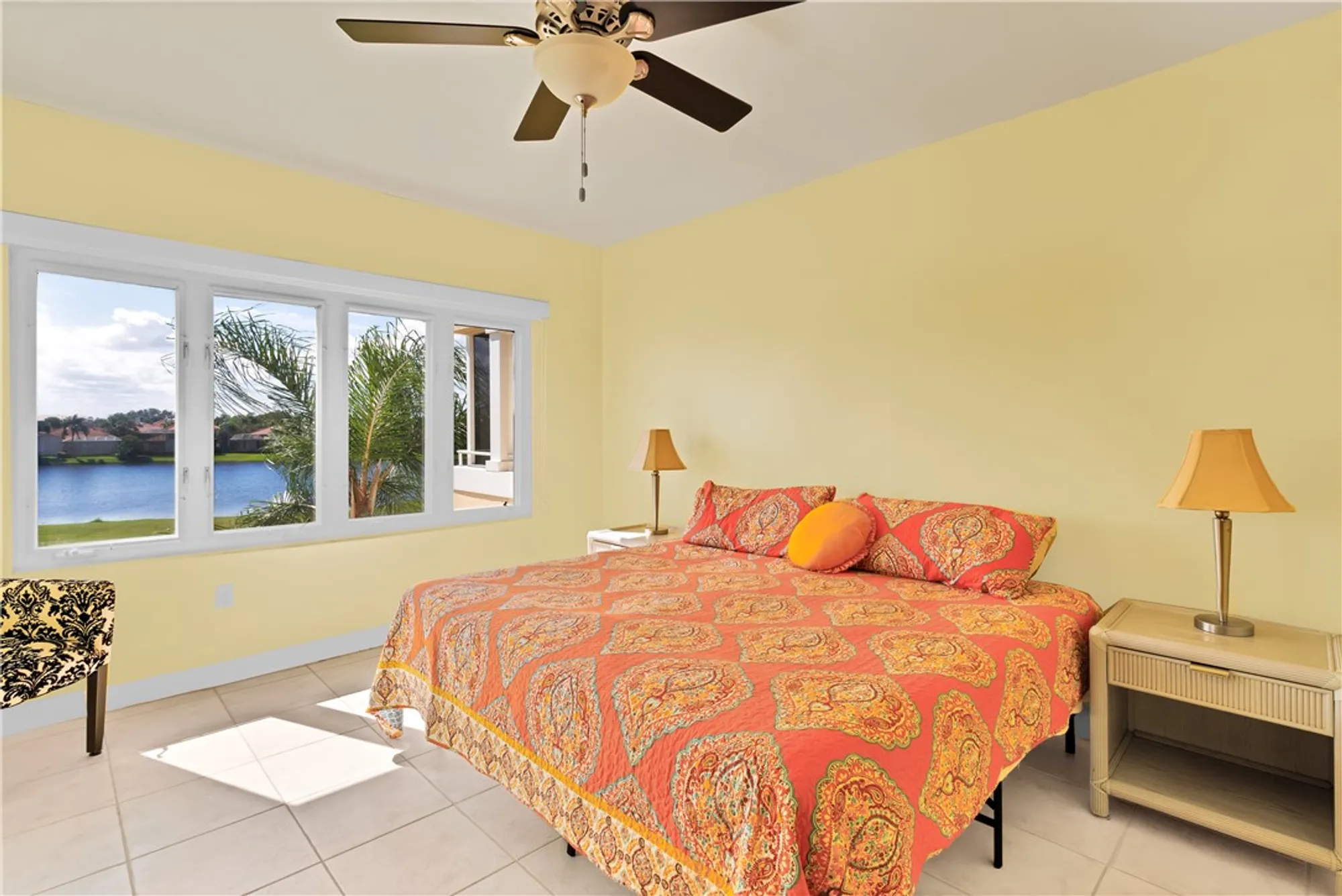 Property Slideshow image 12 of 35 | 5045 harmony cir 305, Vero Beach, FL, 32967