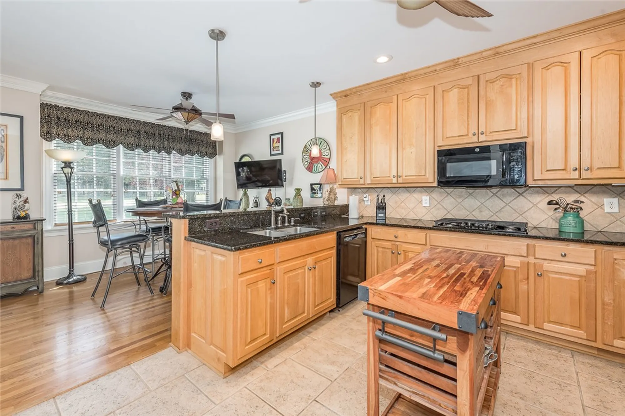 Property Slideshow image 19 of 50 | 170 highland, Williamsburg, VA, 23188