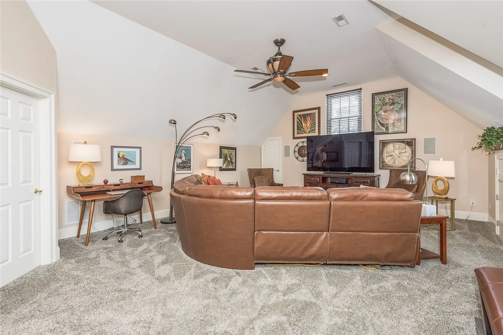 Property Slideshow image 32 of 50 | 170 highland, Williamsburg, VA, 23188