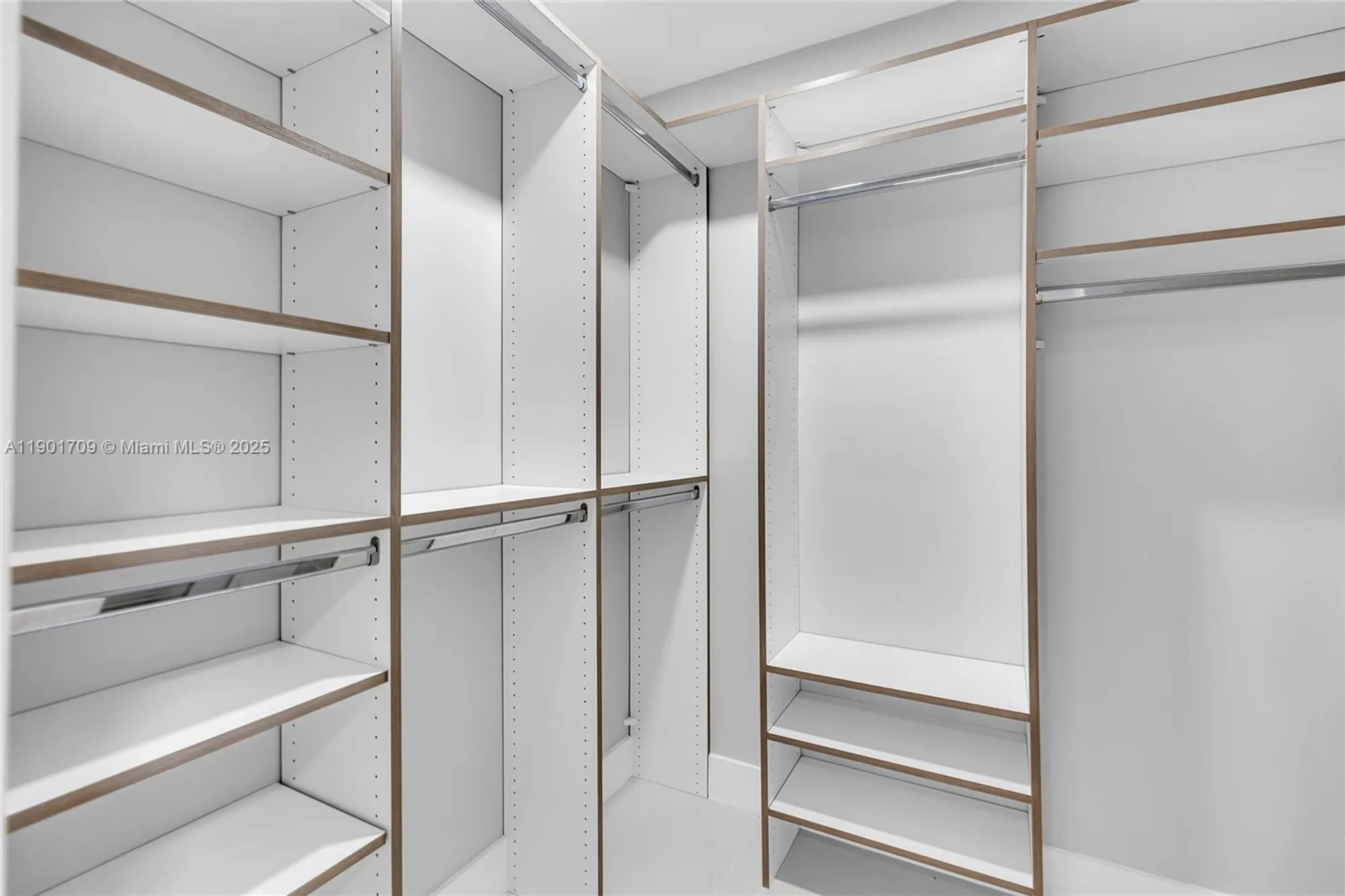 Property Slideshow image 29 of 58 | , Delray Beach, FL, 33446