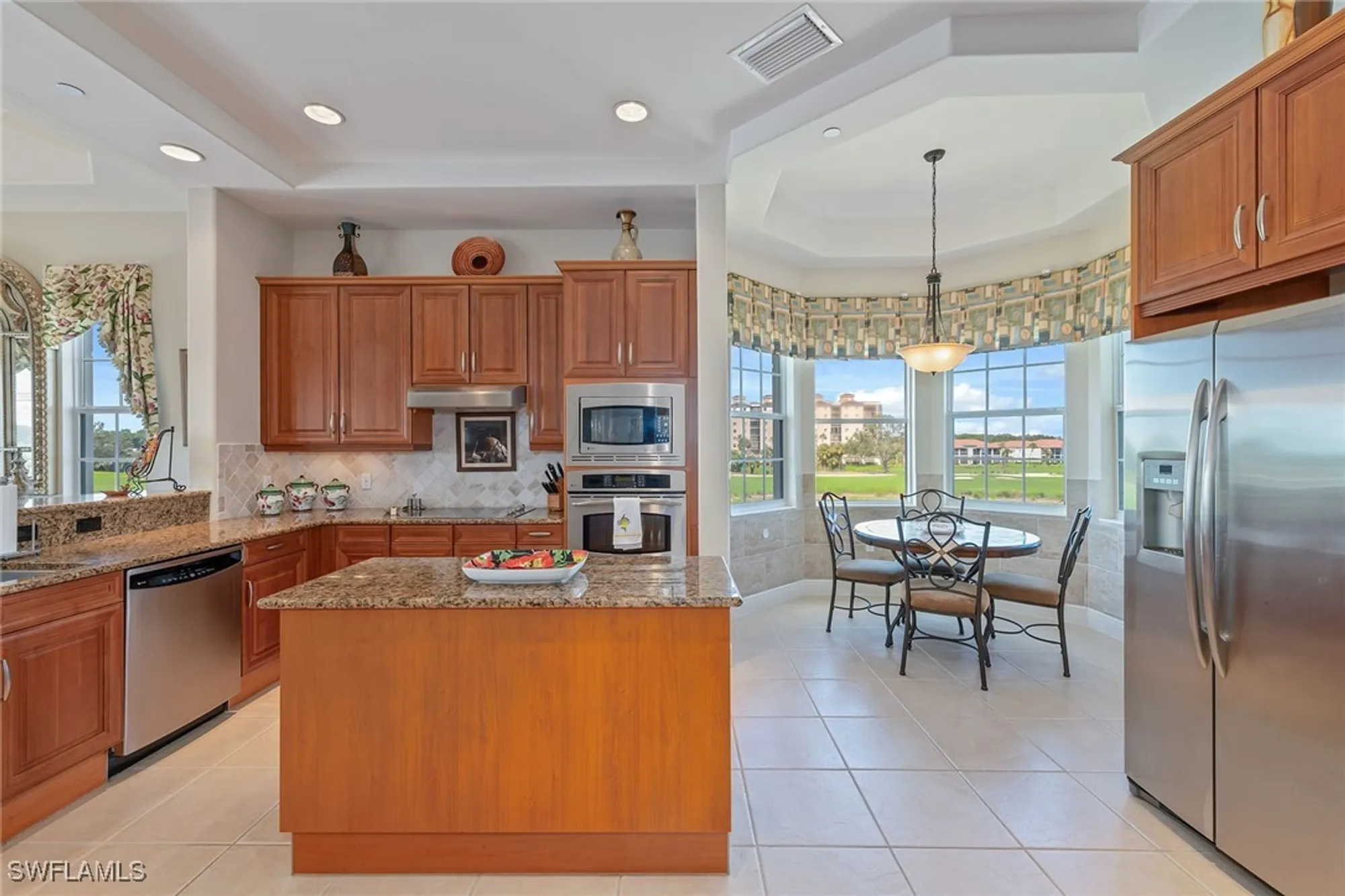 Property Slideshow image 11 of 34 | 550 avellino isles cir 12302, Naples, FL, 34119