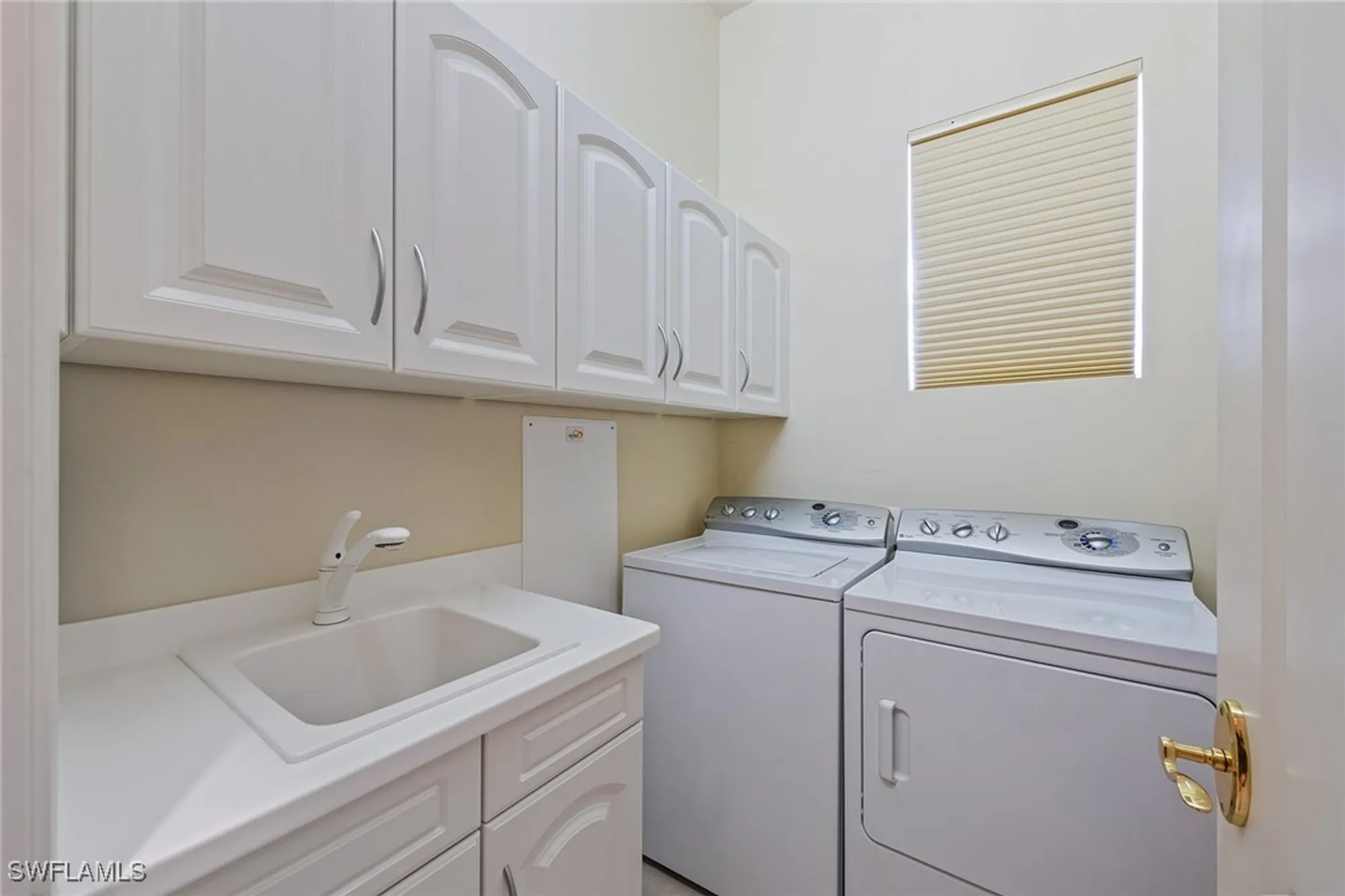 Property Slideshow image 26 of 34 | 550 avellino isles cir 12302, Naples, FL, 34119