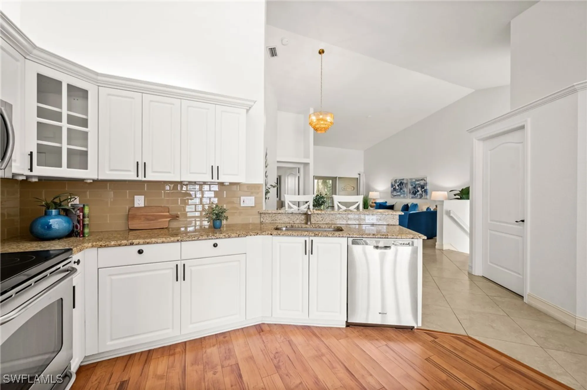 Property Slideshow image 18 of 34 | 8370 excalibur cir j4, Naples, FL, 34108