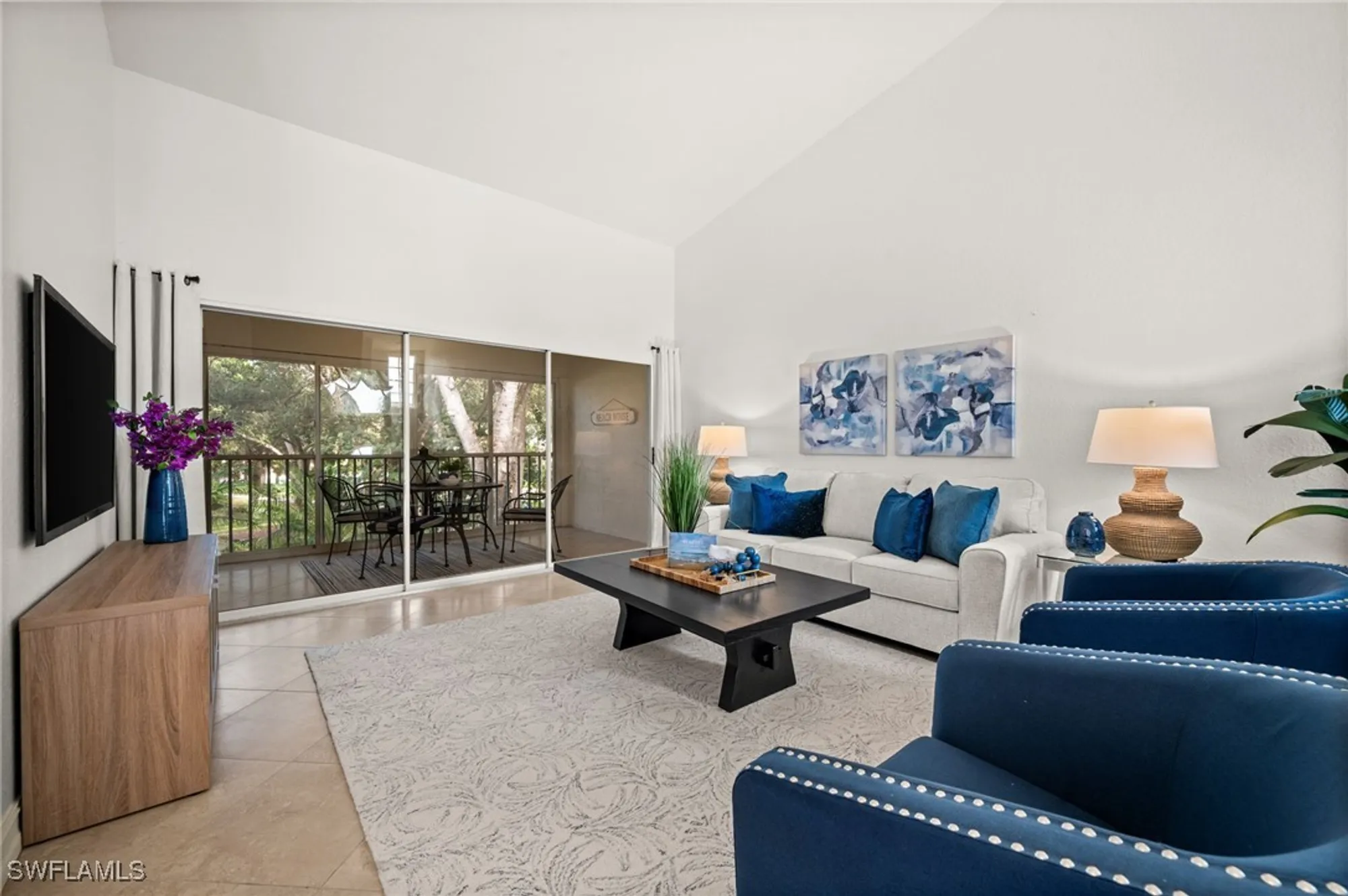 Property Slideshow image 5 of 34 | 8370 excalibur cir j4, Naples, FL, 34108