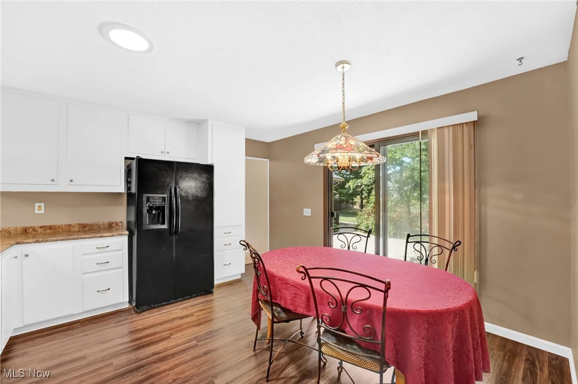 Property Slideshow image 11 of 37 | 8746 barton dr, Strongsville, OH, 44149