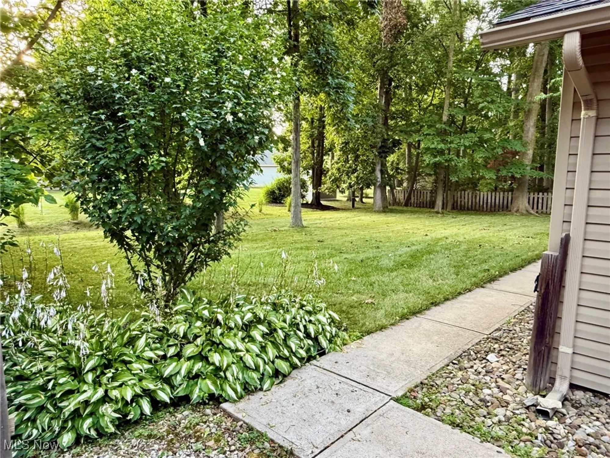 Property Slideshow image 32 of 37 | 8746 barton dr, Strongsville, OH, 44149