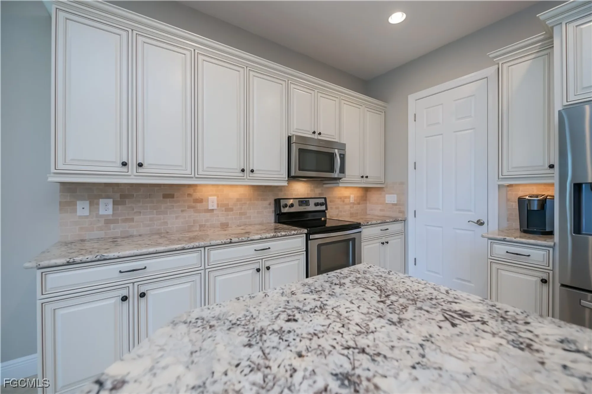 Property Slideshow image 15 of 50 | 11618 giulia dr, Fort Myers, FL, 33913