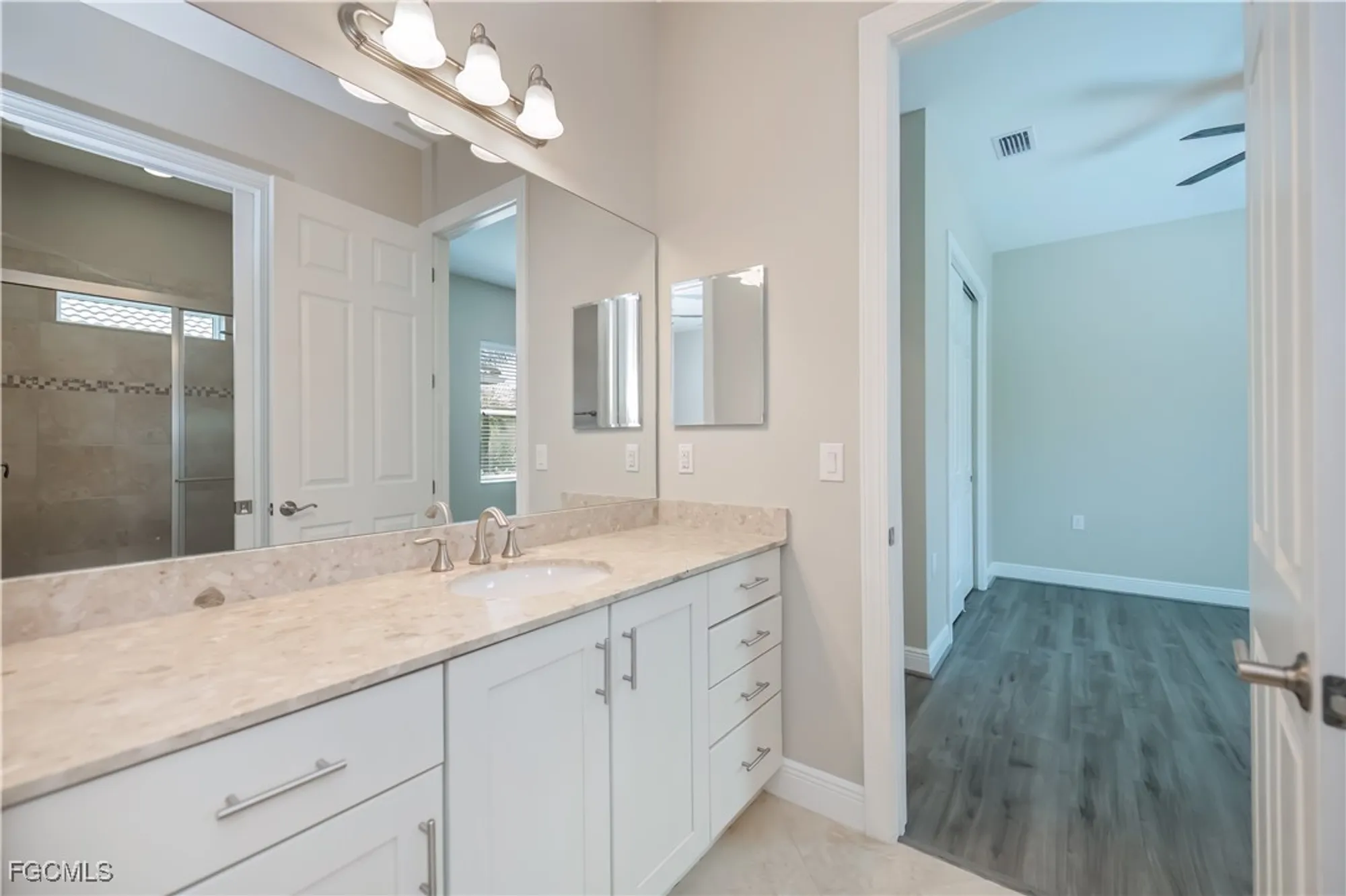 Property Slideshow image 28 of 50 | 11618 giulia dr, Fort Myers, FL, 33913