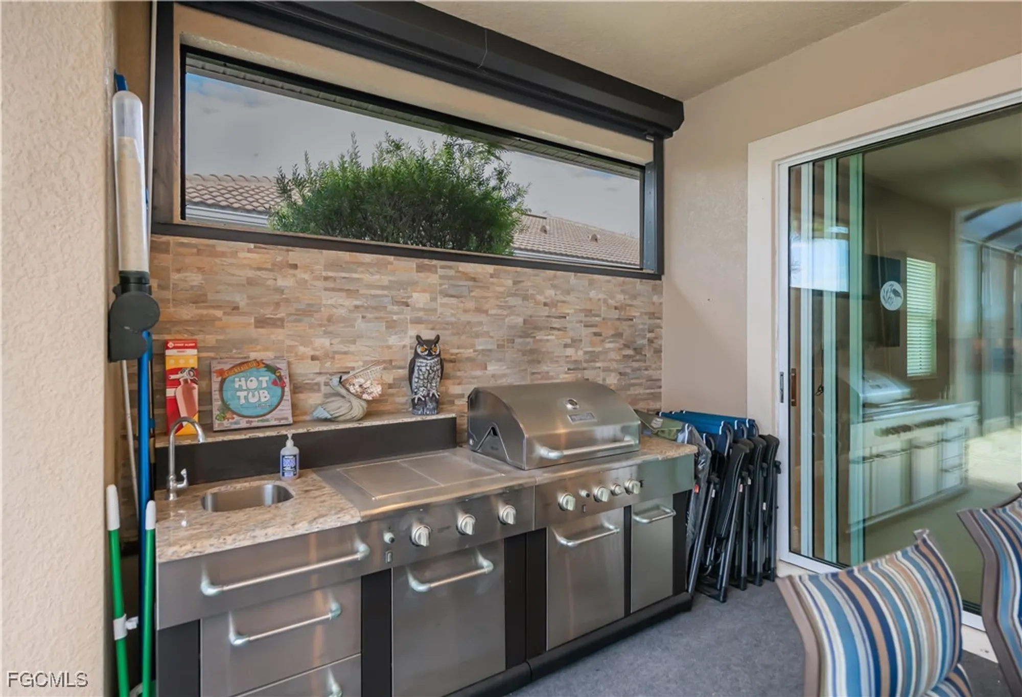 Property Slideshow image 38 of 50 | 11618 giulia dr, Fort Myers, FL, 33913