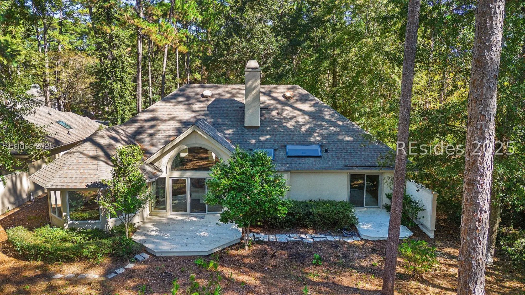Property Slideshow image 18 of 58 | 34 golden hind dr, Hilton Head Island, SC, 29926