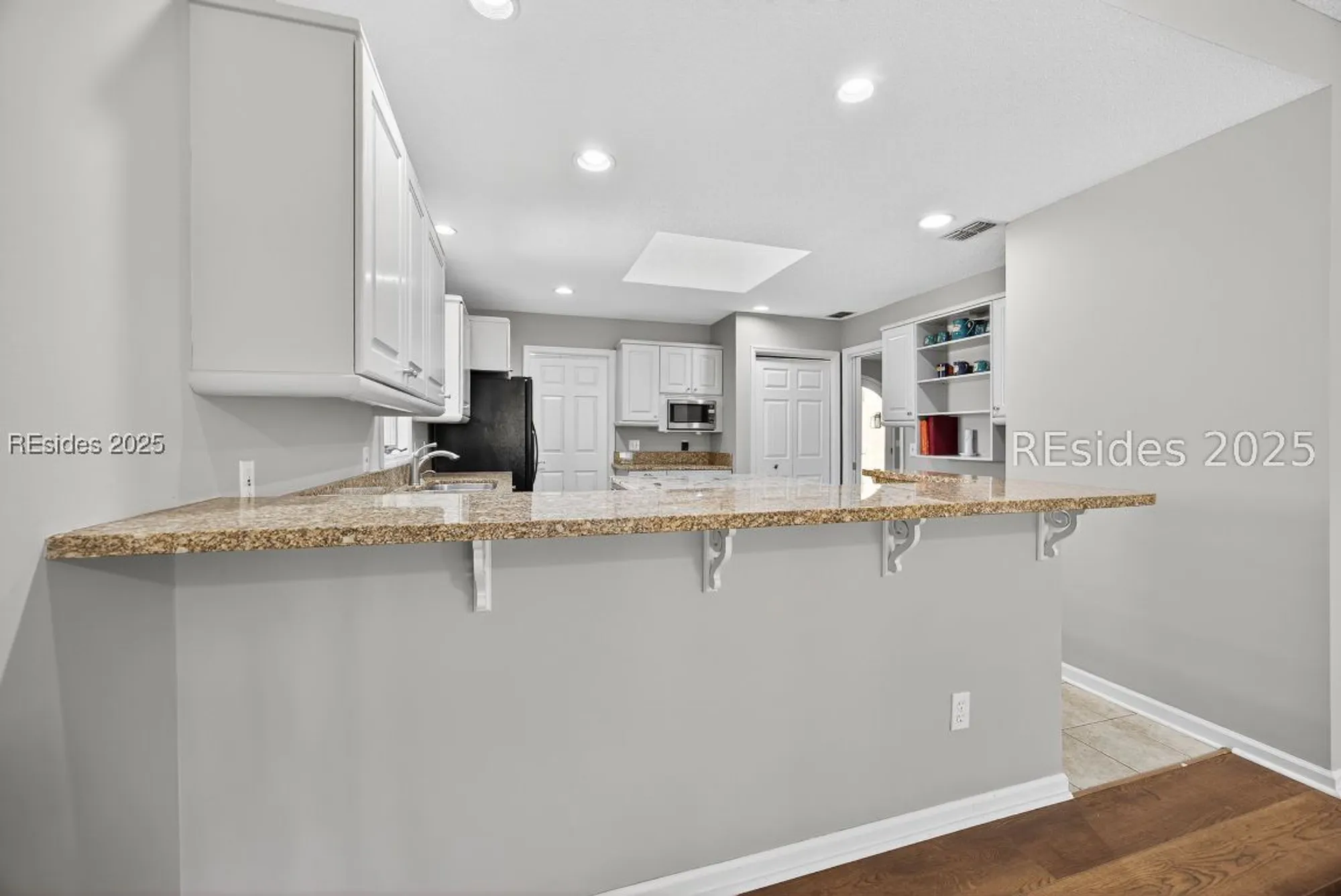 Property Slideshow image 21 of 58 | 34 golden hind dr, Hilton Head Island, SC, 29926