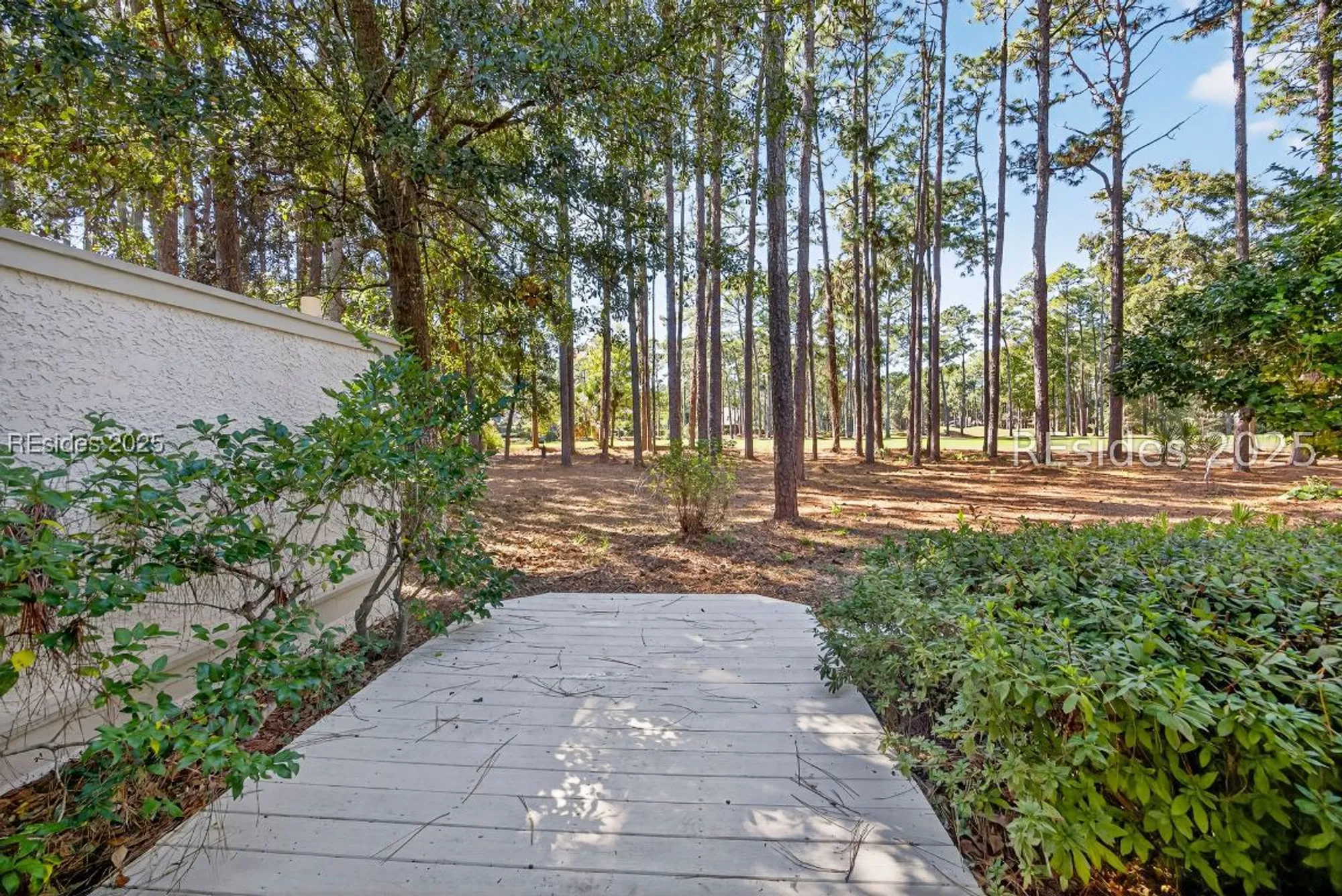 Property Slideshow image 22 of 58 | 34 golden hind dr, Hilton Head Island, SC, 29926