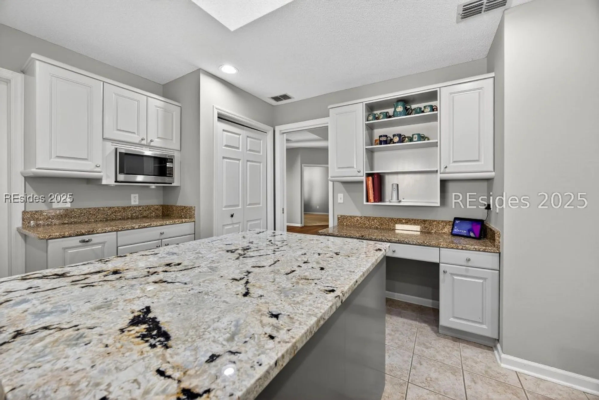 Property Slideshow image 32 of 58 | 34 golden hind dr, Hilton Head Island, SC, 29926